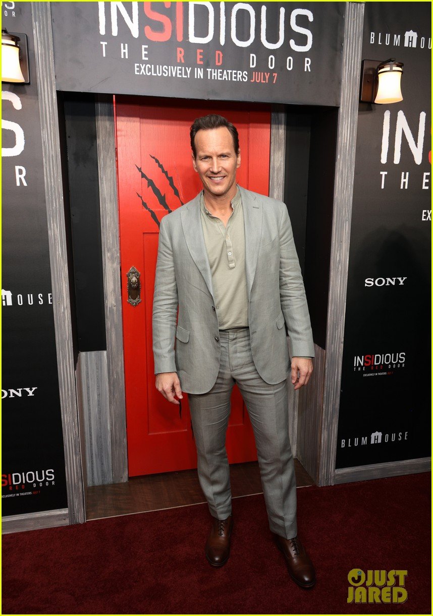 patrick-wilson-family-sons-insidious-red-door-premiere-more-pics-30.jpg