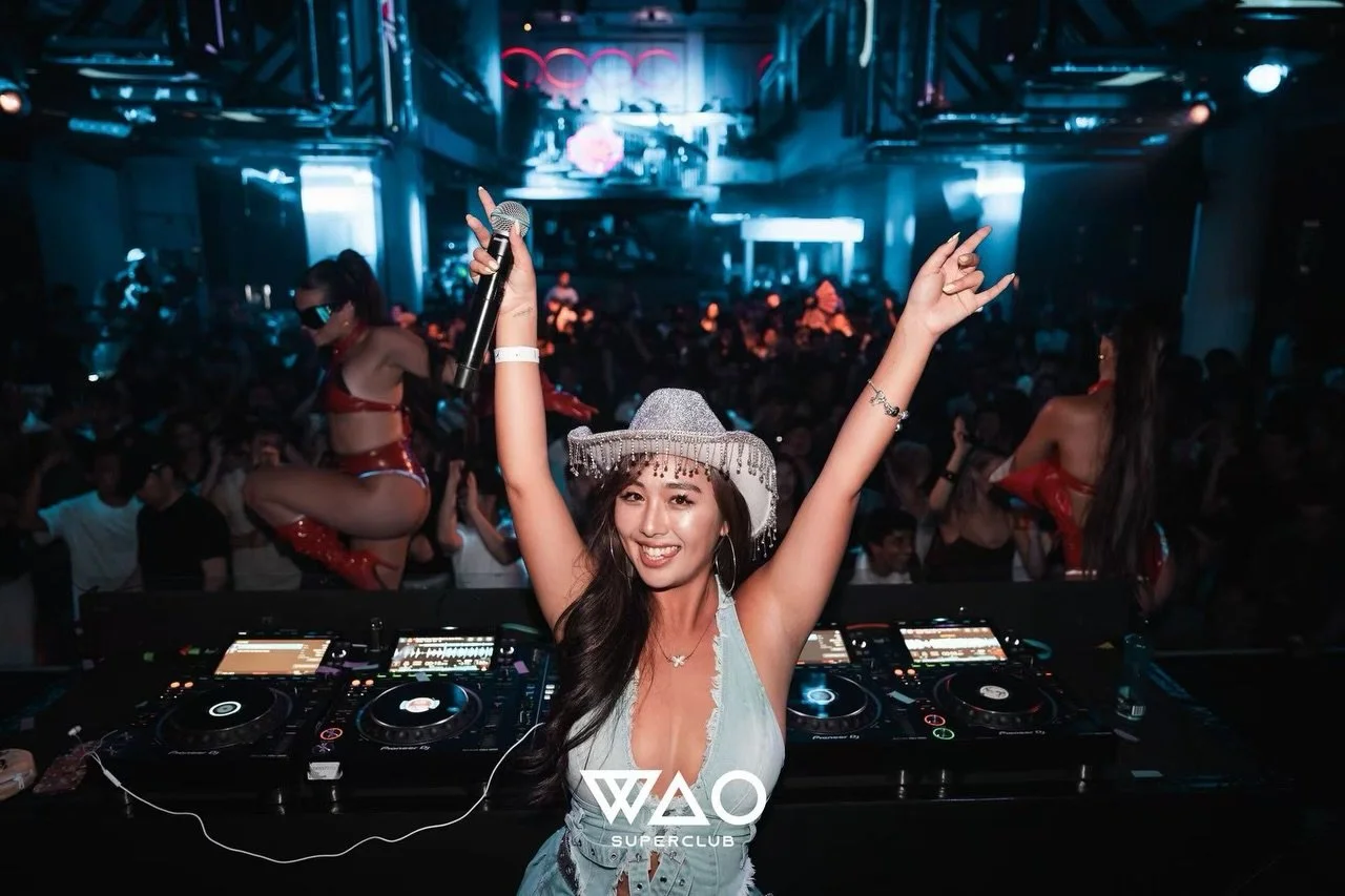 ✌️𝗩𝗜𝗘𝗪𝗦 𝗙𝗥𝗢𝗠 𝗕𝗔𝗖𝗞 𝗦𝗧𝗔𝗚𝗘 ✌️ 

Tix available at: linktr.ee/waosuperclub

𝗕𝗢𝗢𝗞𝗜𝗡𝗚𝗦 𝗔𝗡𝗗 𝗧𝗔𝗕𝗟𝗘𝗦:
Eric: 0433888808
Trinity (中文): 0491083182
info@waosuperclub.com.au

#WeAreOne #waosuperclub #nightclub #Sydneynight #waowar