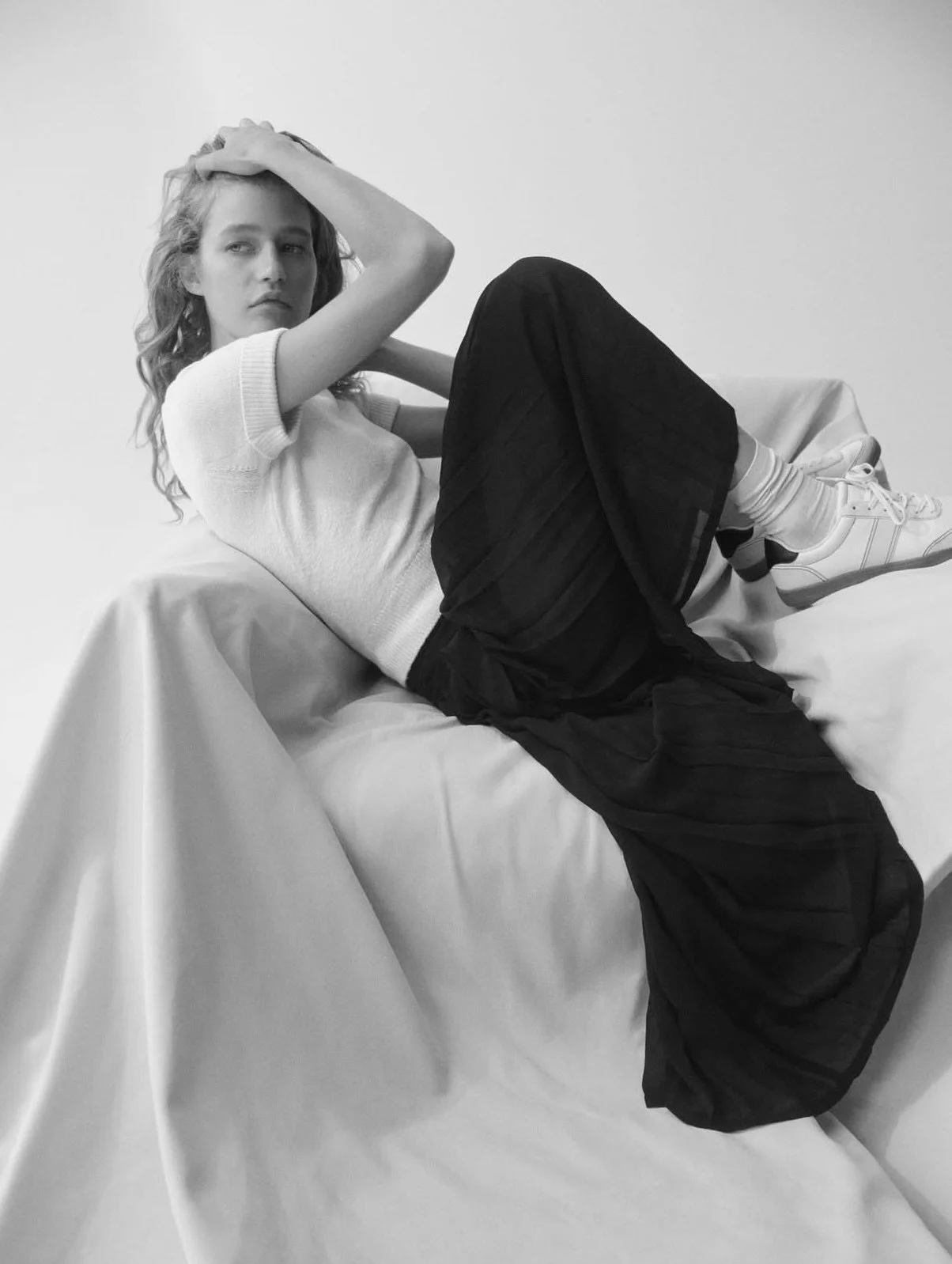 Assisting work for @jcrew 🤍

📸: @geordiewood 
AD: @e_m_i_l_y_e 
Styling: @gabriellemarceca