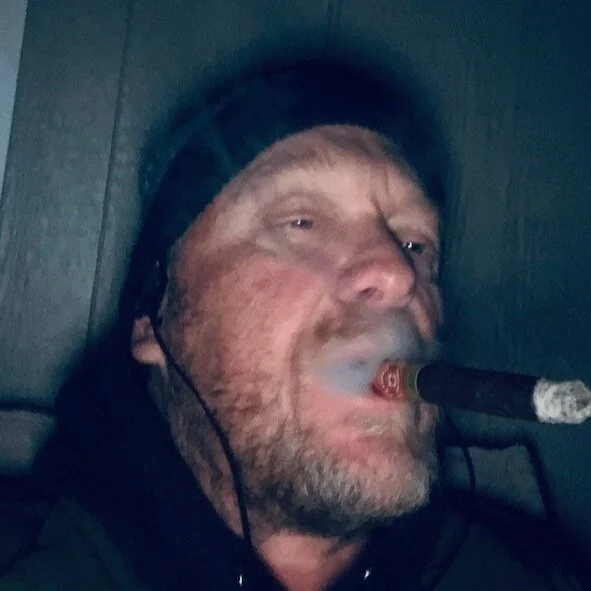 Paw fan – John Hill