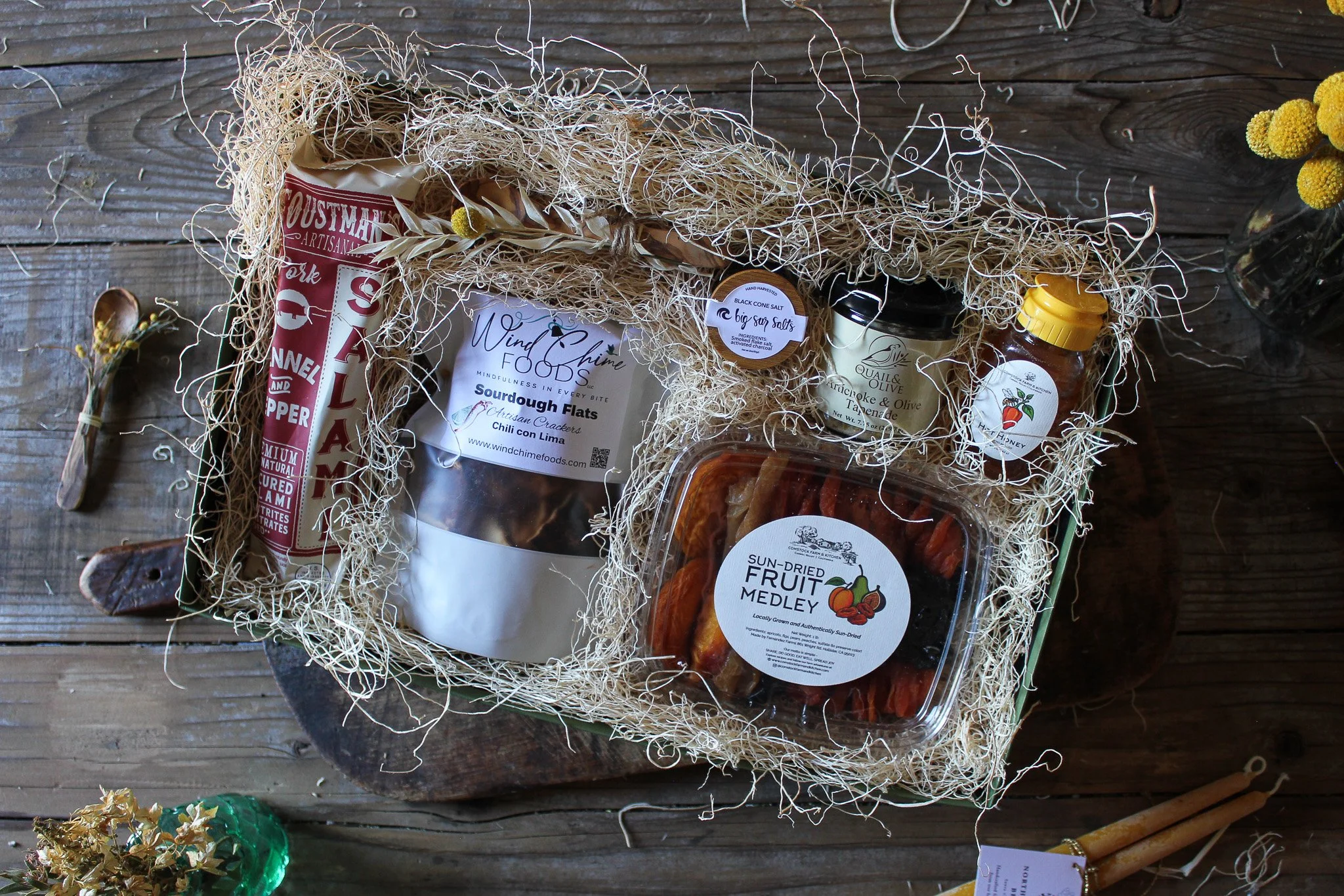 The Charcuterie Holiday Gift Box