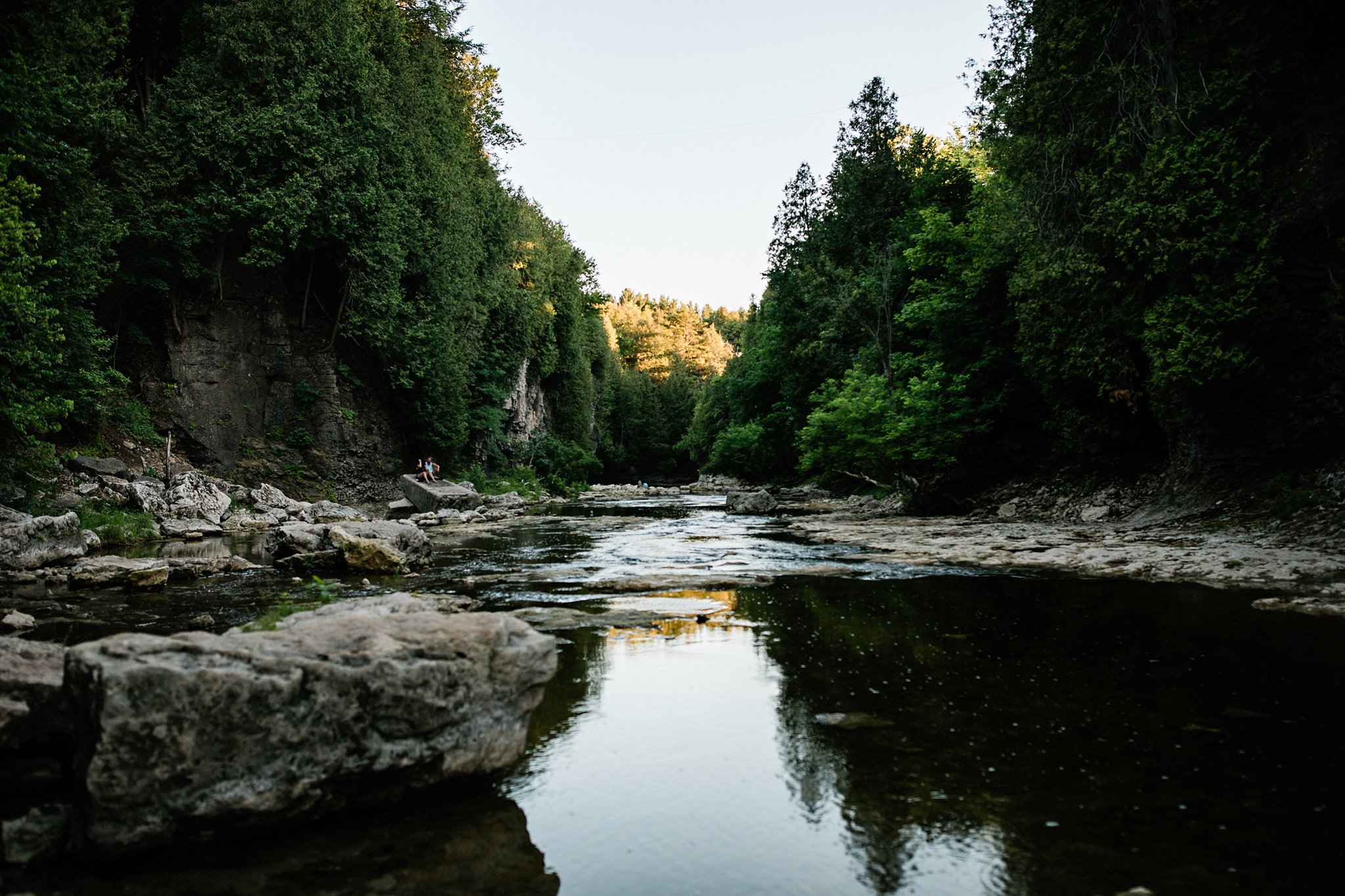 224-elora-gorge-sunset-engagement-session.jpg