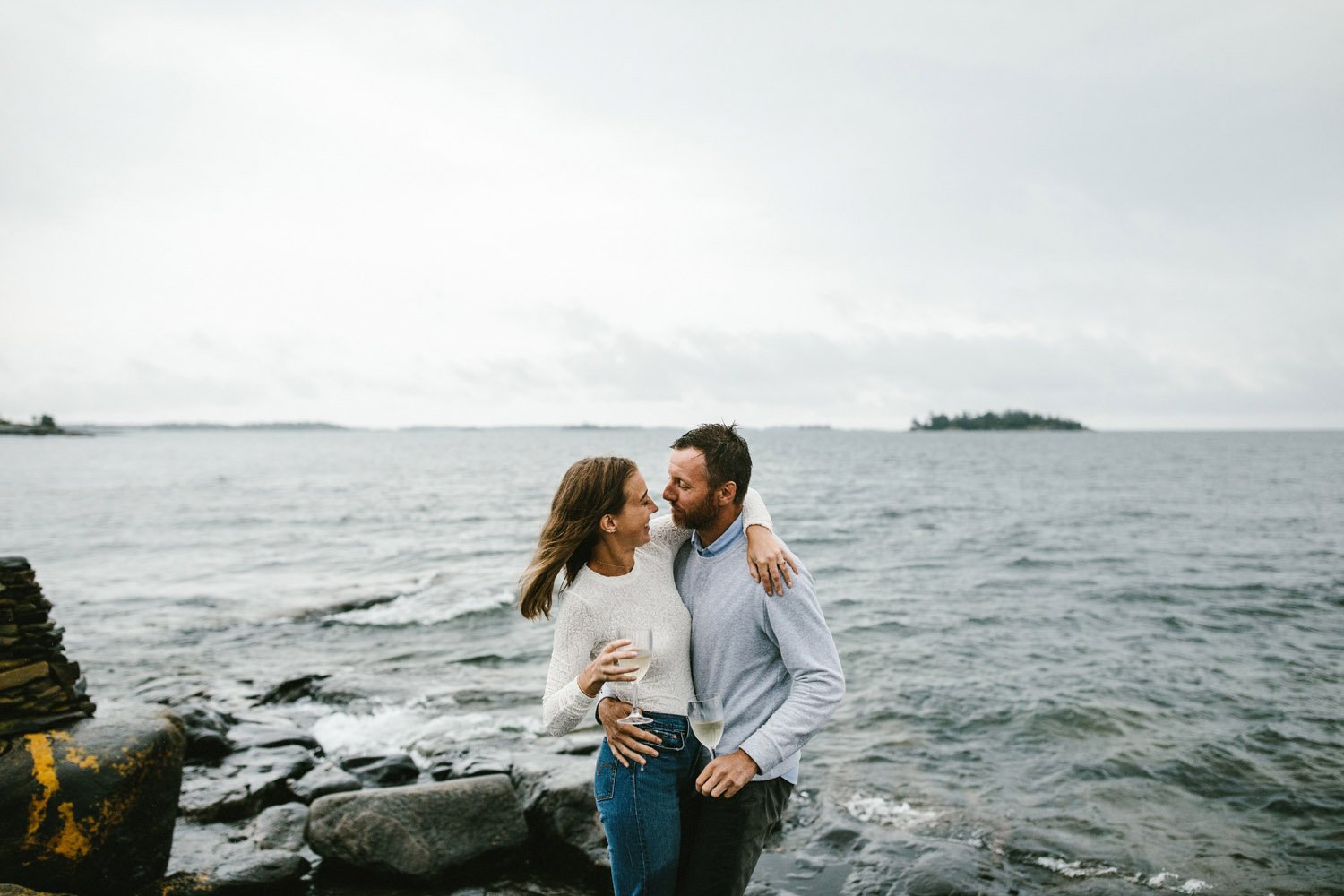 132-rainy-georgian-bay-engagement-session.jpg