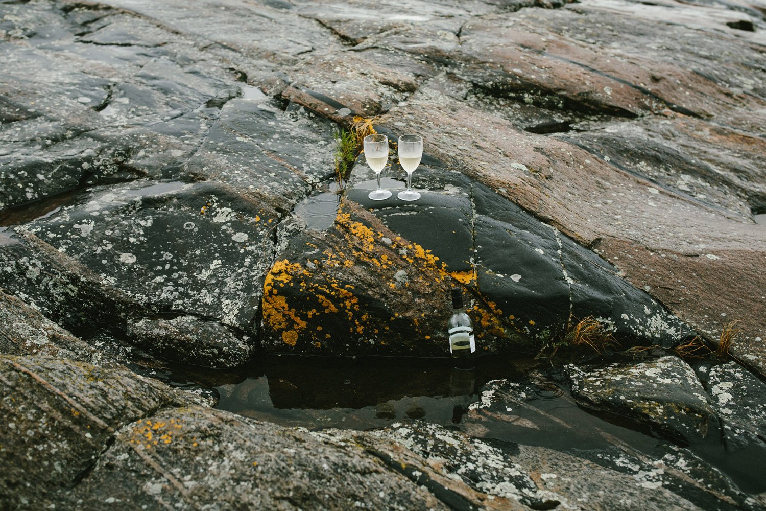 141-rainy-georgian-bay-engagement-session.jpg