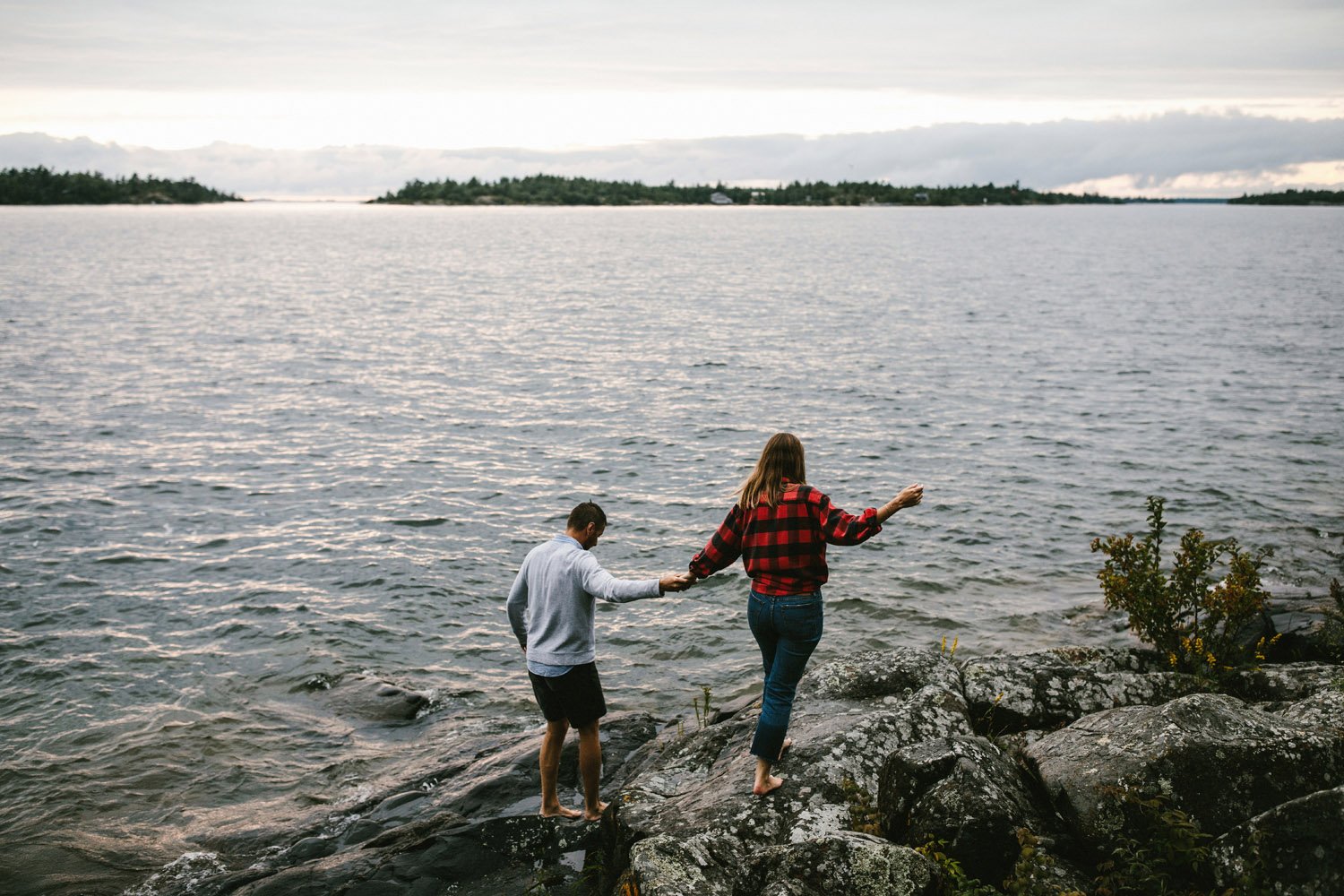 146-rainy-georgian-bay-engagement-session.jpg