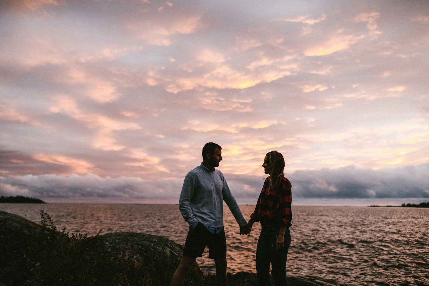 158-rainy-georgian-bay-engagement-session.jpg