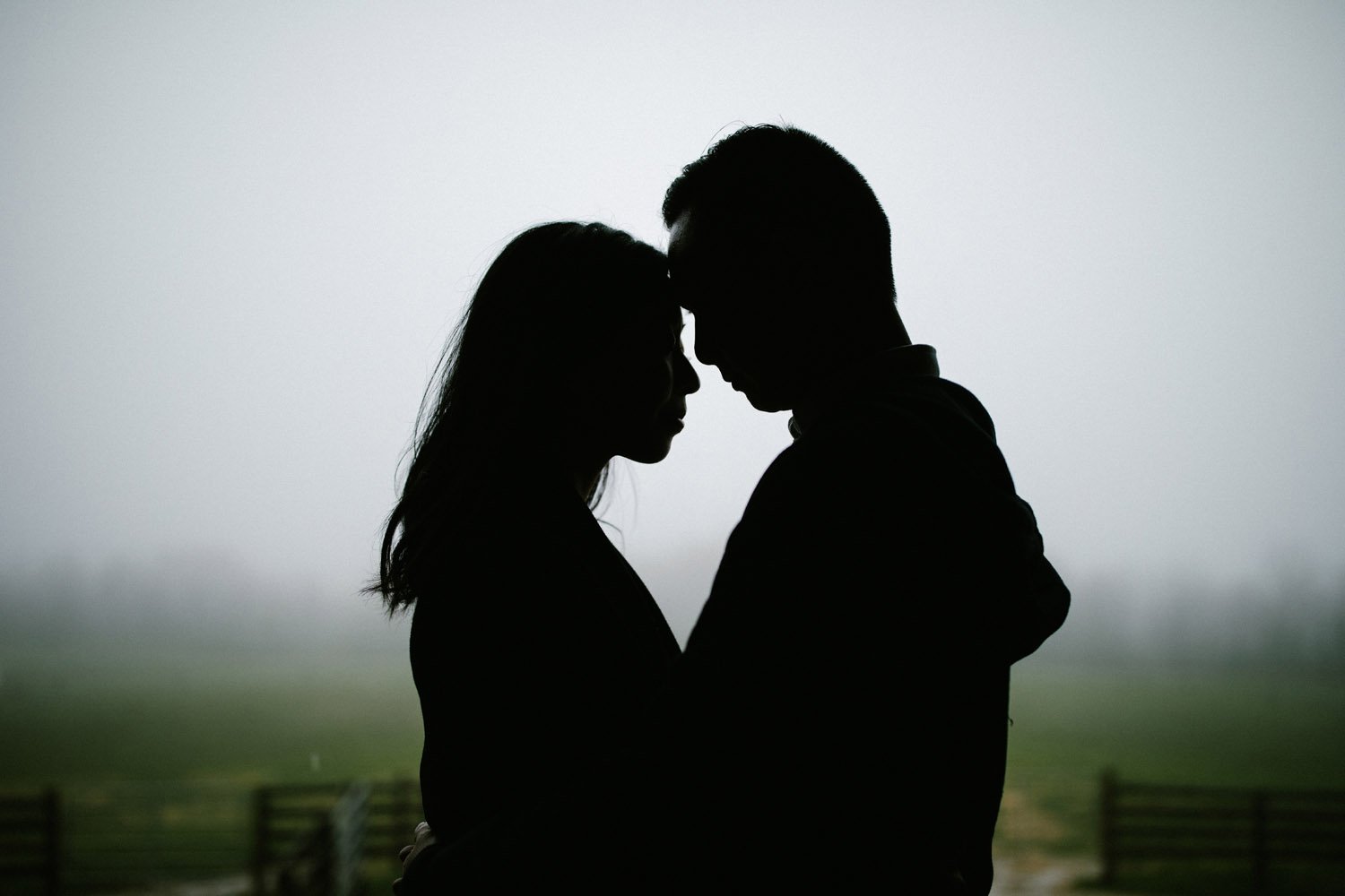 420-grey-highlands-barn-engagement-session.jpg