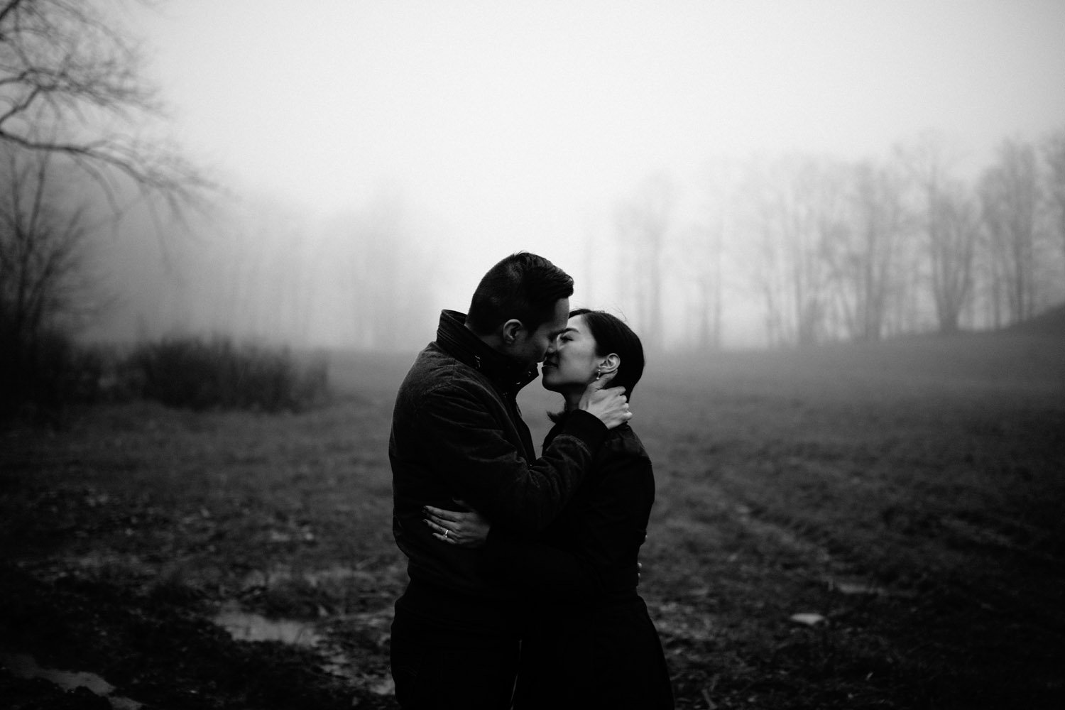 426-foggy-georgian-bay-adventure-session-with-recently-engaged-couple.jpg