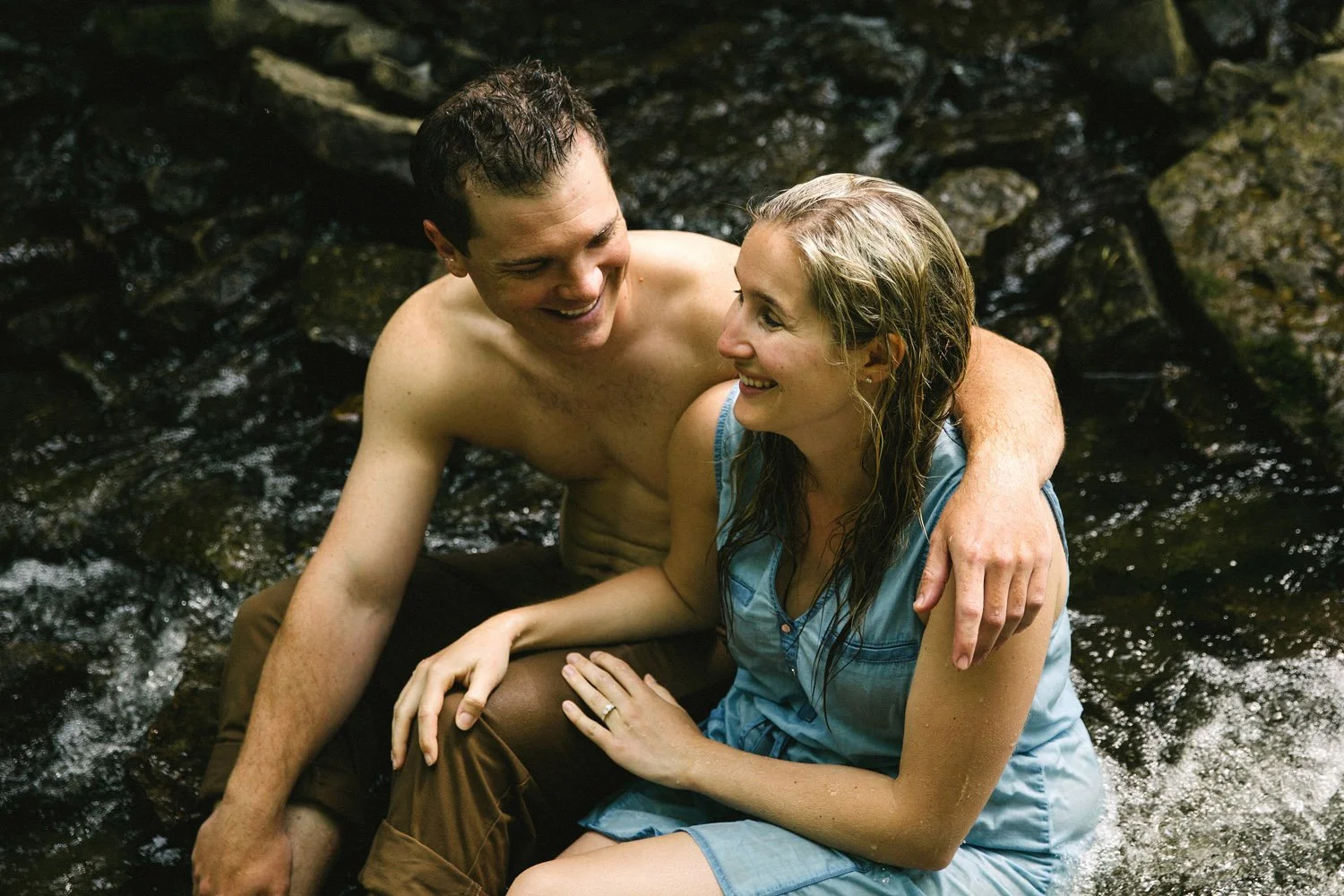 226-WaterfallEngagementSession.jpg