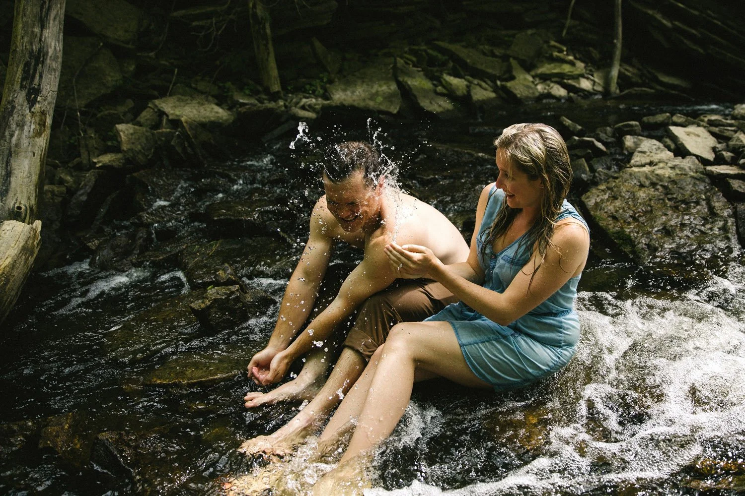 228-WaterfallEngagementSession.jpg
