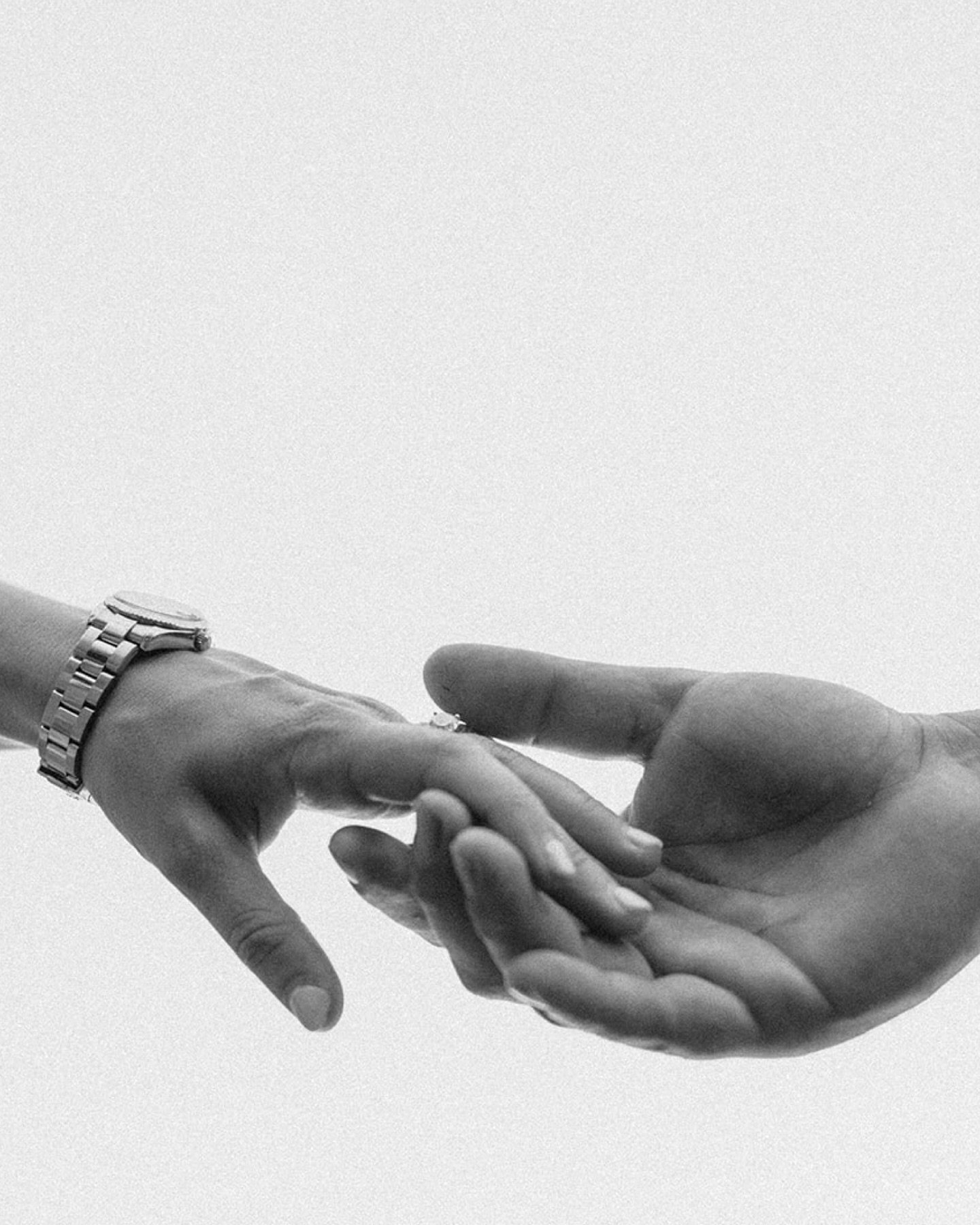 A perfect date 
With me &mdash; the third wheel, camera in hand

Play. Wander. Let the light in
You can feel it &mdash; how much they see each other

Engagement sessions should feel like you. The places you love. The things you love to do.
You can ev