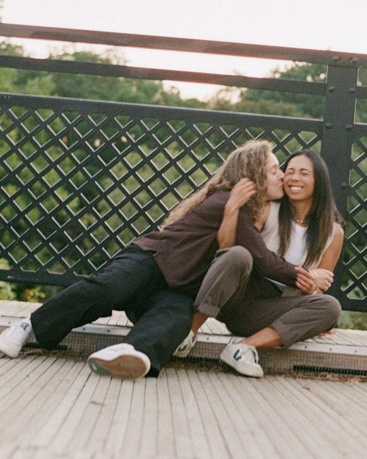To be seen is to be loved.
Engagement sessions aren&rsquo;t about performing.
They&rsquo;re about being yourselves in a space that feels familiar, honest, and alive.
We walk, we talk, we pause when it feels right.
The camera follows your connection, 