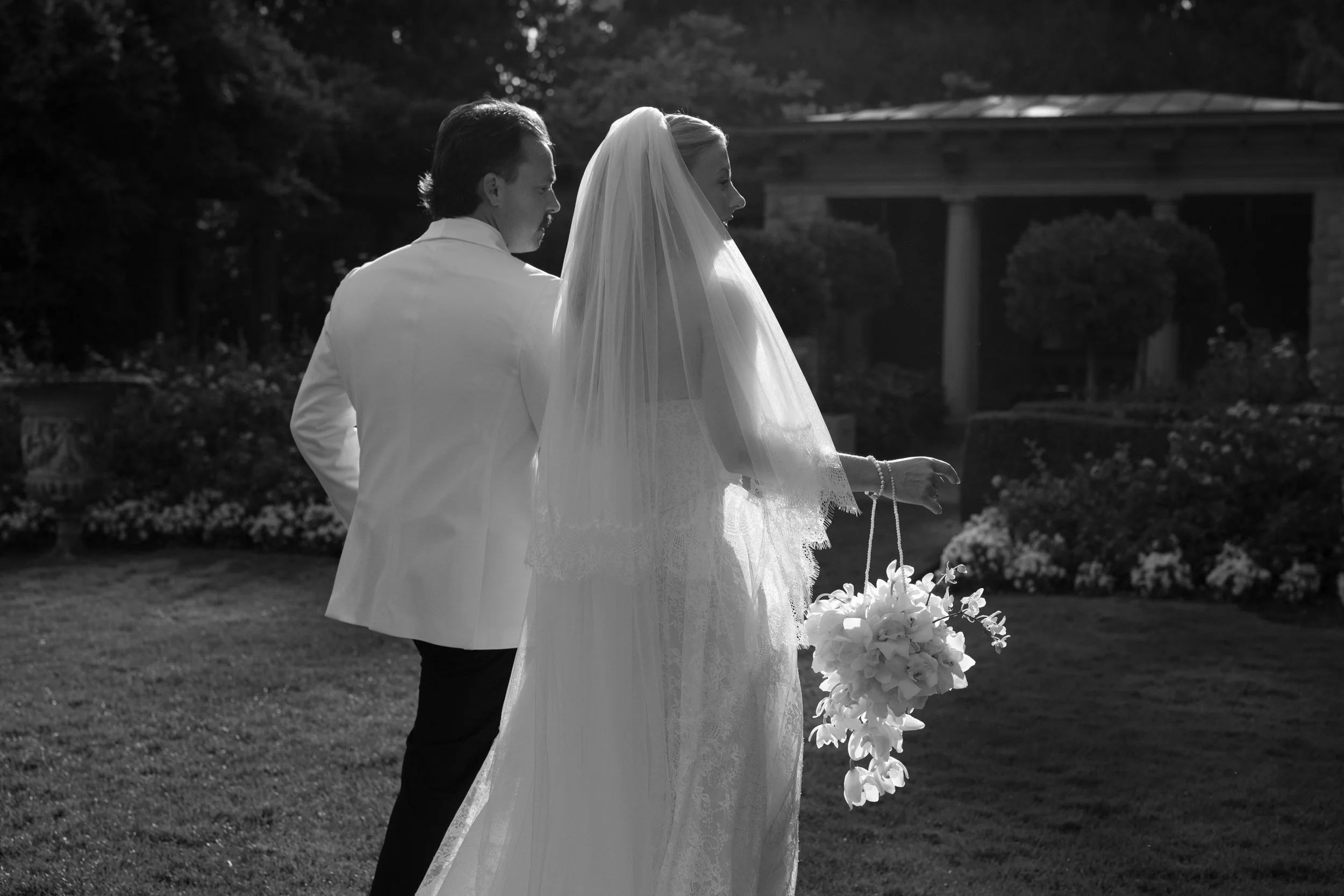 modern wedding florals at hatley castle 