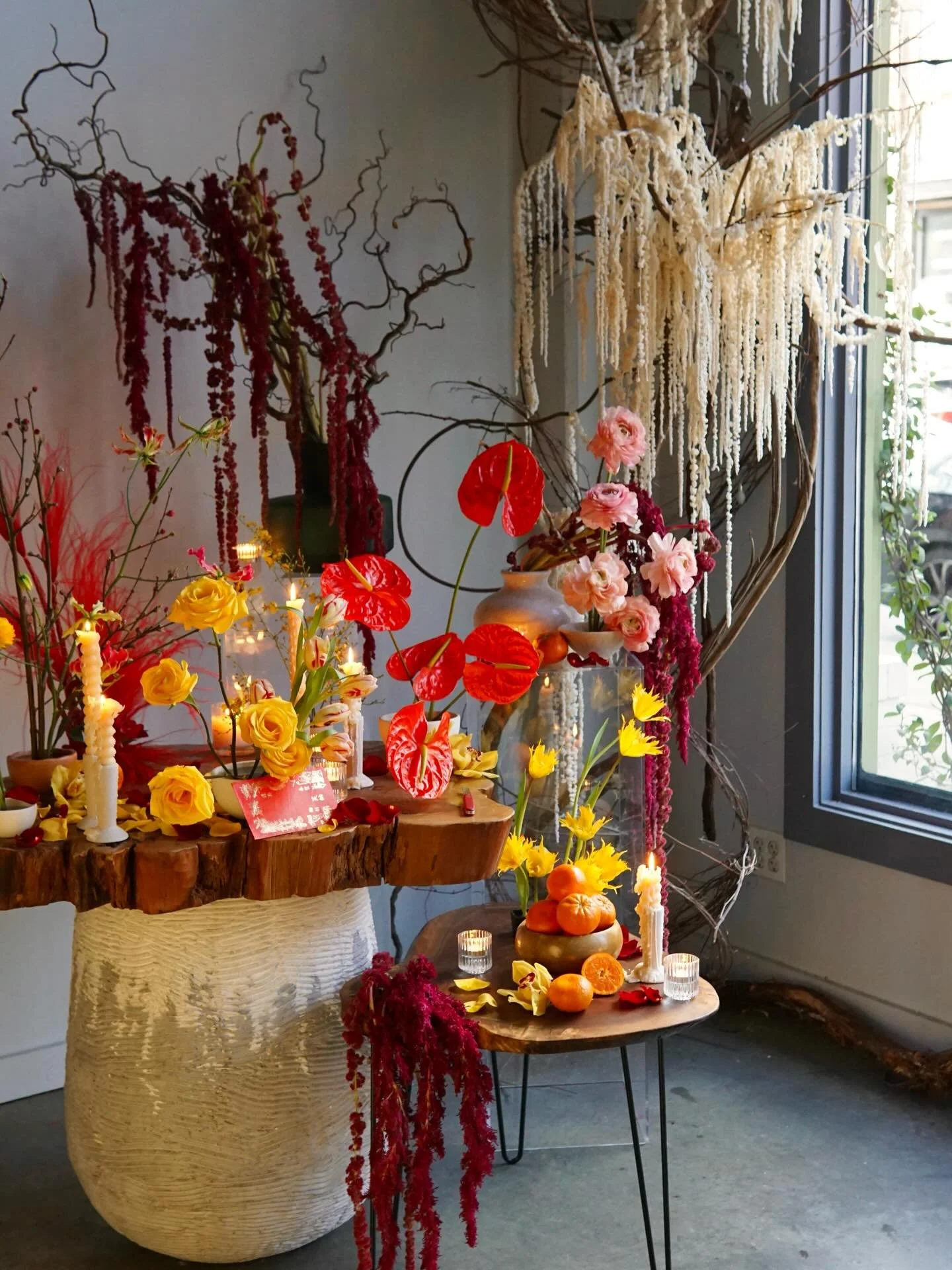 Taking the afternoon to properly celebrate the Lunar New Year in the studio with @bestbudblossoms 

Blooms from @mayeshatlanta 
Styling by @flowerkissser &amp; @mattsriley

#flowers #flowerstagram #lunarnewyear #flowershop #floraldesign