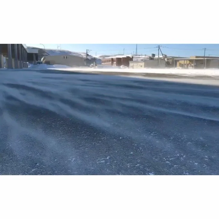 𝐓𝐨𝐝𝐚𝐲 𝐘𝐮𝐫𝐮𝐫𝐢
2026/02/09

Nemuro, Hokkaido, Japan
Photo by Mori Yasuko / Fisherman
Directed by Okada Atsushi

◇ 写真展「ユルリ島の馬」
2月20日（金）- 3月5日（木）
富士フイルムフォトサロン 東京

ギャラリートーク
2月22日（日）
3月1日（日）
各回14時から30~40分間
参加無料・予約不要

◇ 巡回展
9月18日（金）- 9月23日（水）
富士フイ