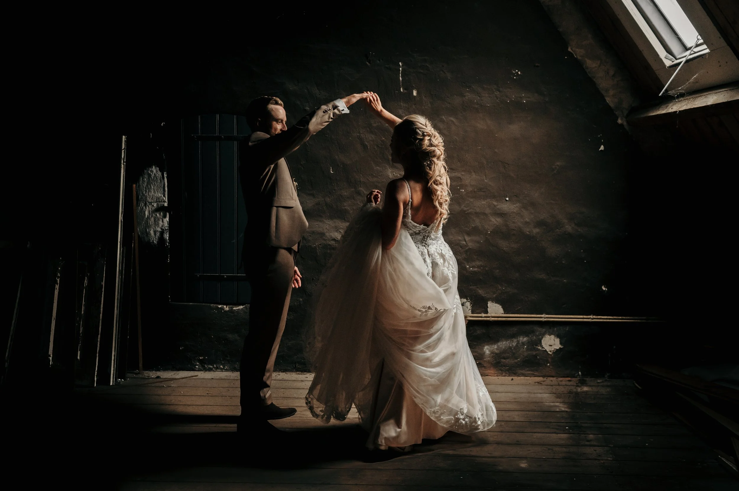 Trouwfotograaf Tilburg - Reserveer op tijd voor 2026! foto 2