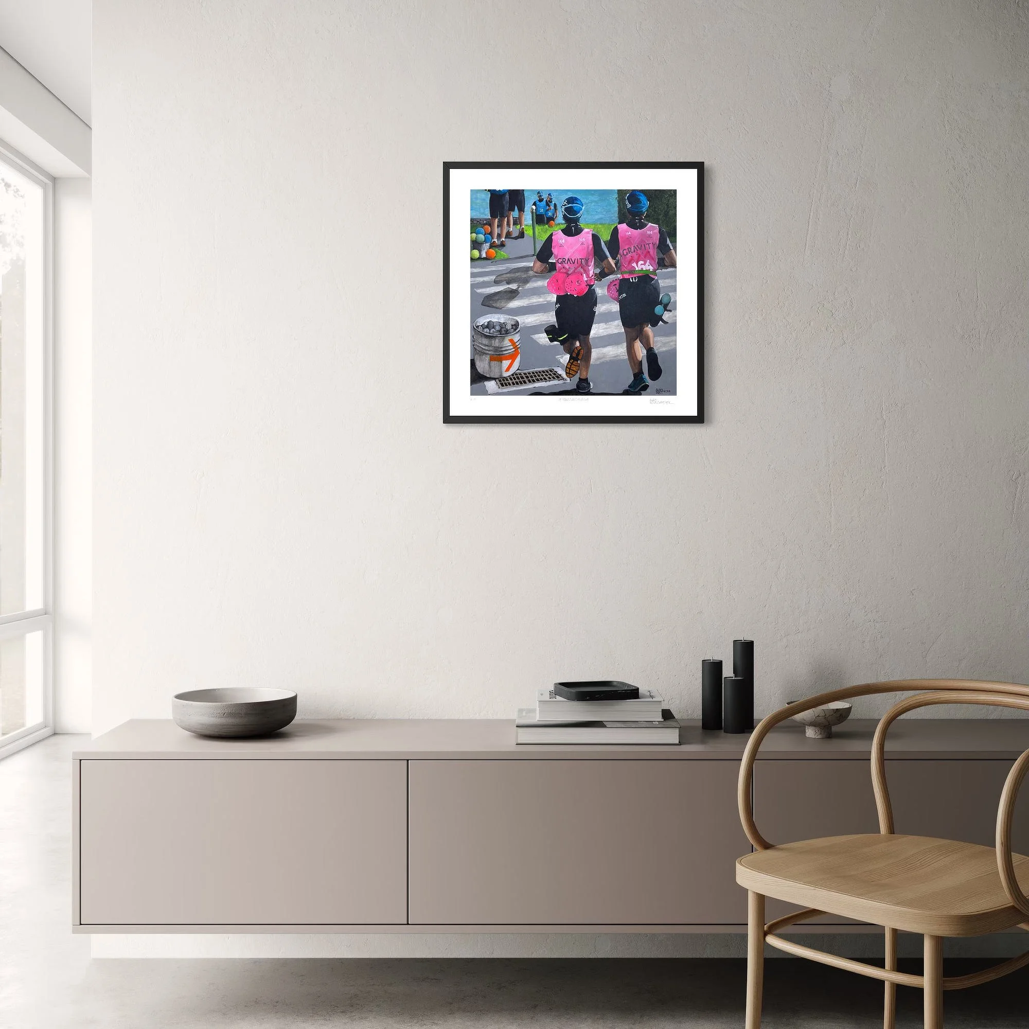 Le Parcours Fléché, tirage d’art en édition limitée présenté encadré dans un intérieur, Alain Rouschmeyer / limited edition Fine Art print shown framed in a contemporary interior