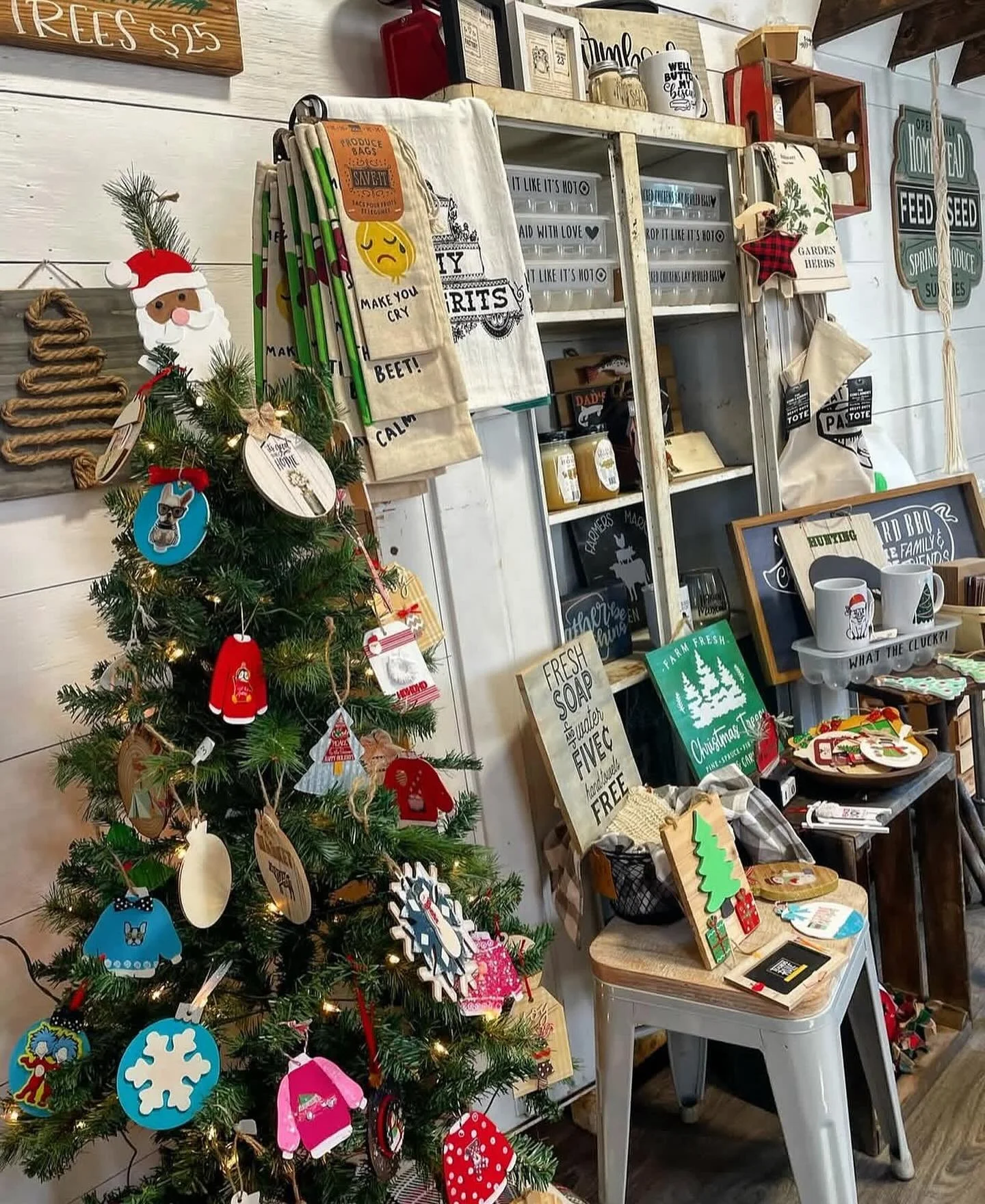 I miss this cutie patootie little farm store so much. Growing food, starting plants, and making crafty things for friends and neighbors to enjoy was such a dream. The community support was more than I could&rsquo;ve ever imagined. 🫶🏾