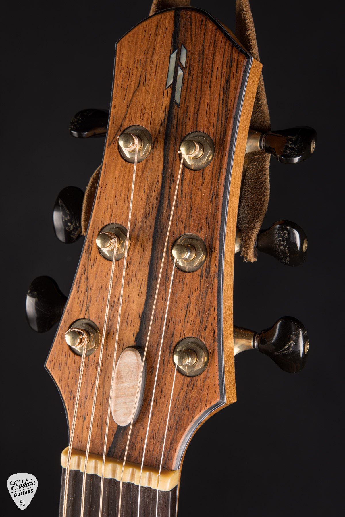 photo by Eddies Guitars