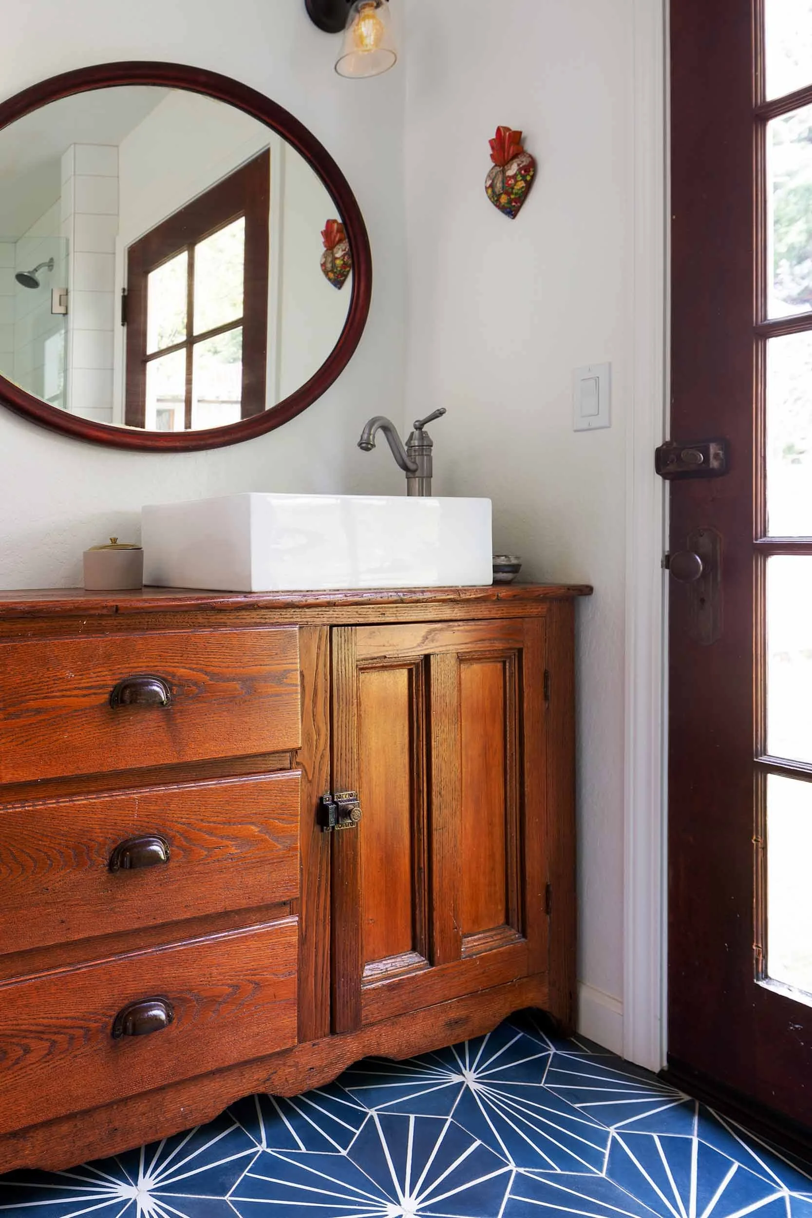ChelseyVanity.jpg