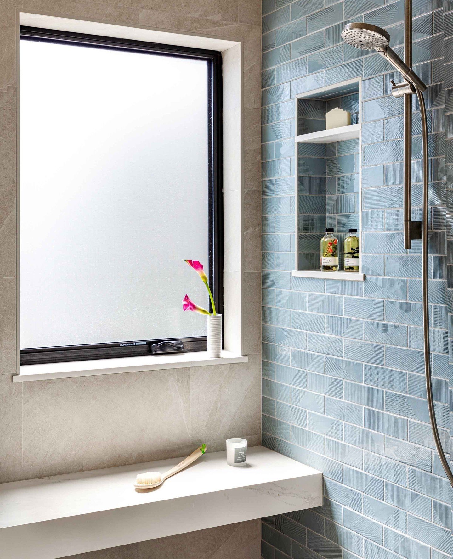 Immerse yourself into a luxurious bathing experience.  Our design goal was to provide a serene and nurturing respite for busy moms of twin boys.⁠
⁠
⁠
Interior Design:  Shannon Demma, Urbana Design @urbanadesignstudio⁠
Contractor:  Marc Susskind, MS B