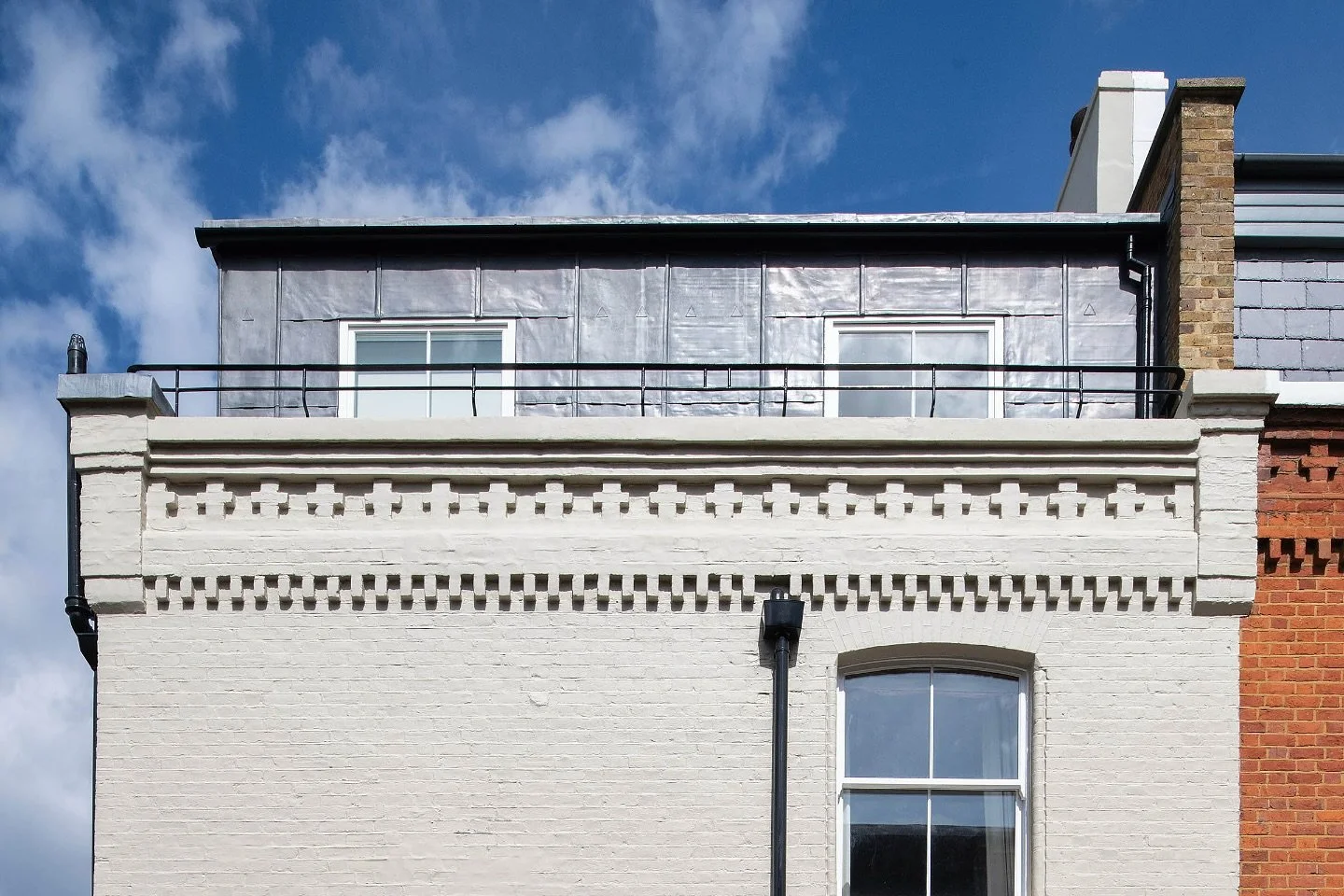 Smart roof-extending dormer to this great corner mews house in a London conservation area. Part of a team-up between #aba_ltd and @lethbridgelondonltd , with structural input by @tmpengineers . Sharp photo by @tomstaubynphotography 

#londonarchitect