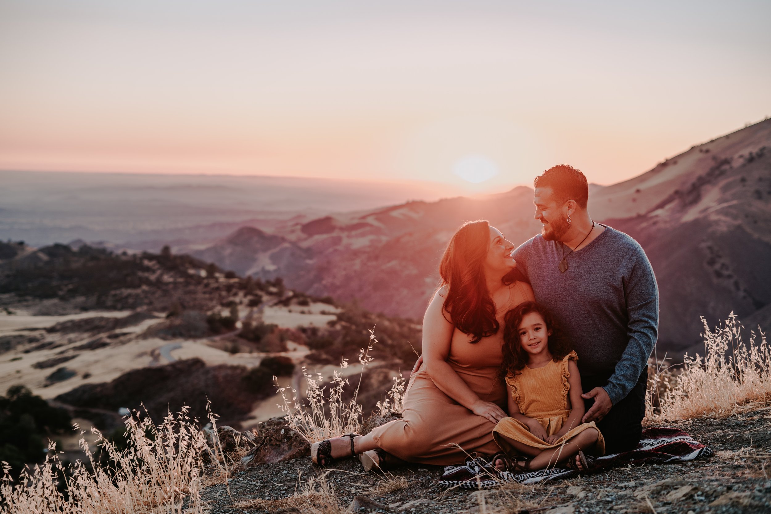 Moreno Family | Los Padres National Forest Family Portraits