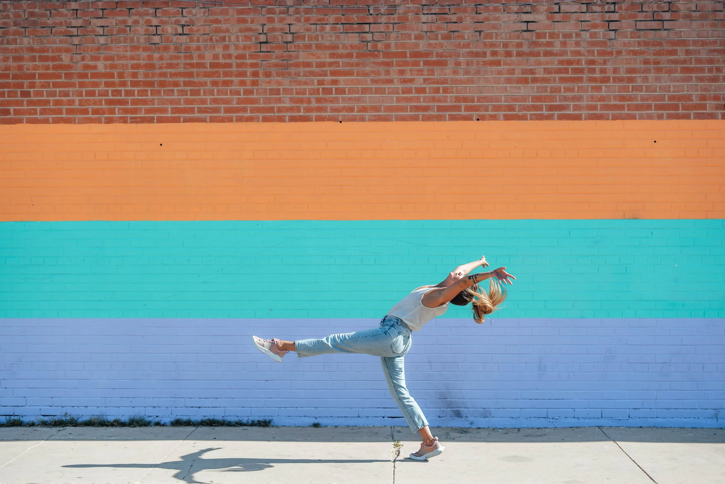 Tucson Mural Walk + Movement Lifestyle Session for DXL X-Scape NBK 2.0 in Pink and Mustard