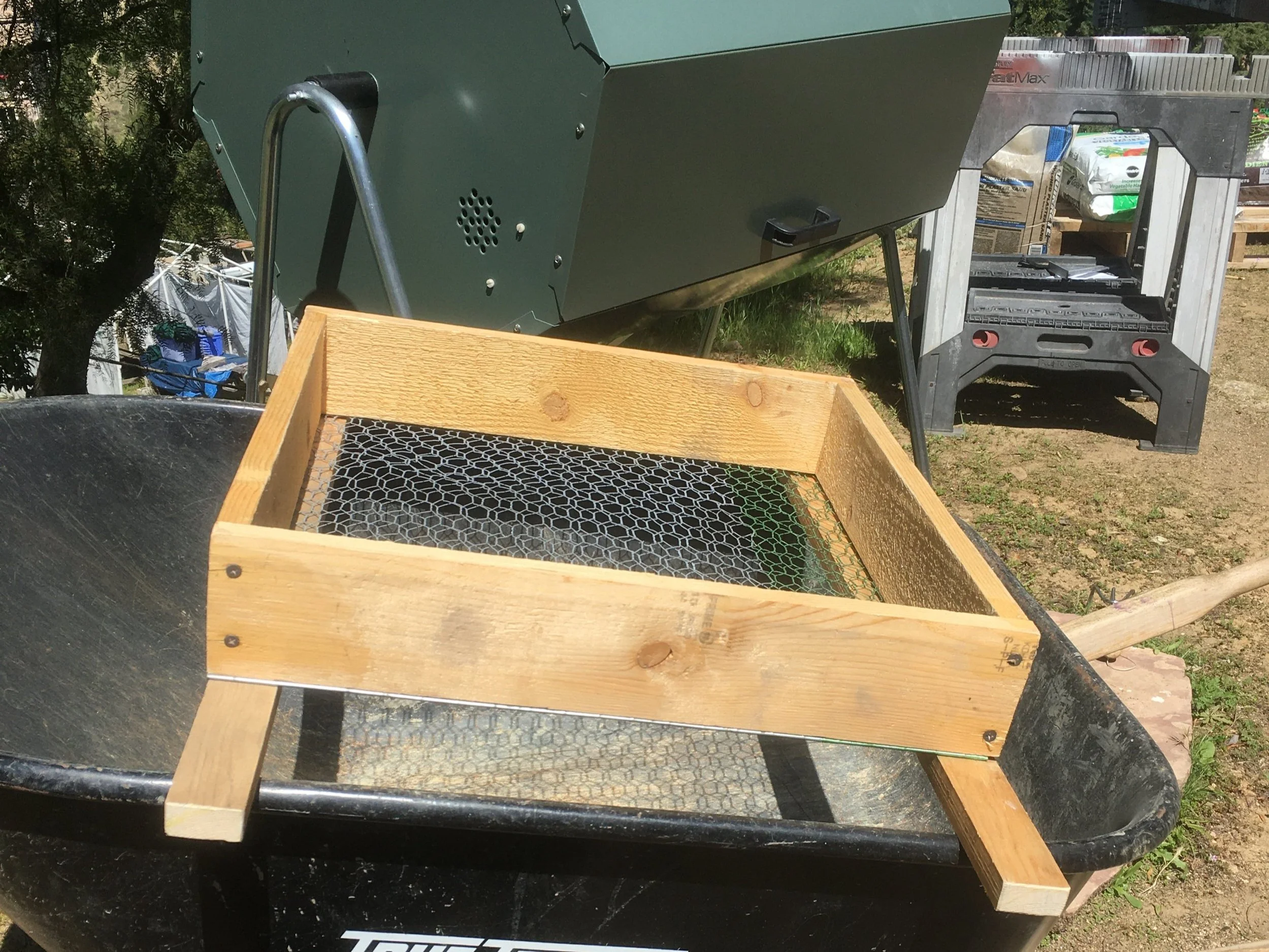 How To Make Your Own Compost Sifter — This Green Lifestyle