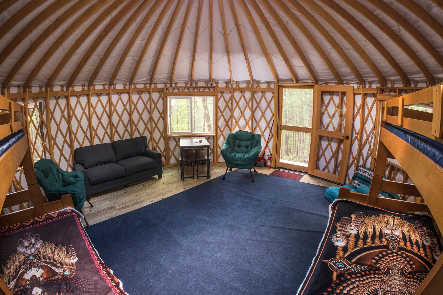 yurt-inside-door-seating-from-bed-web.jpg