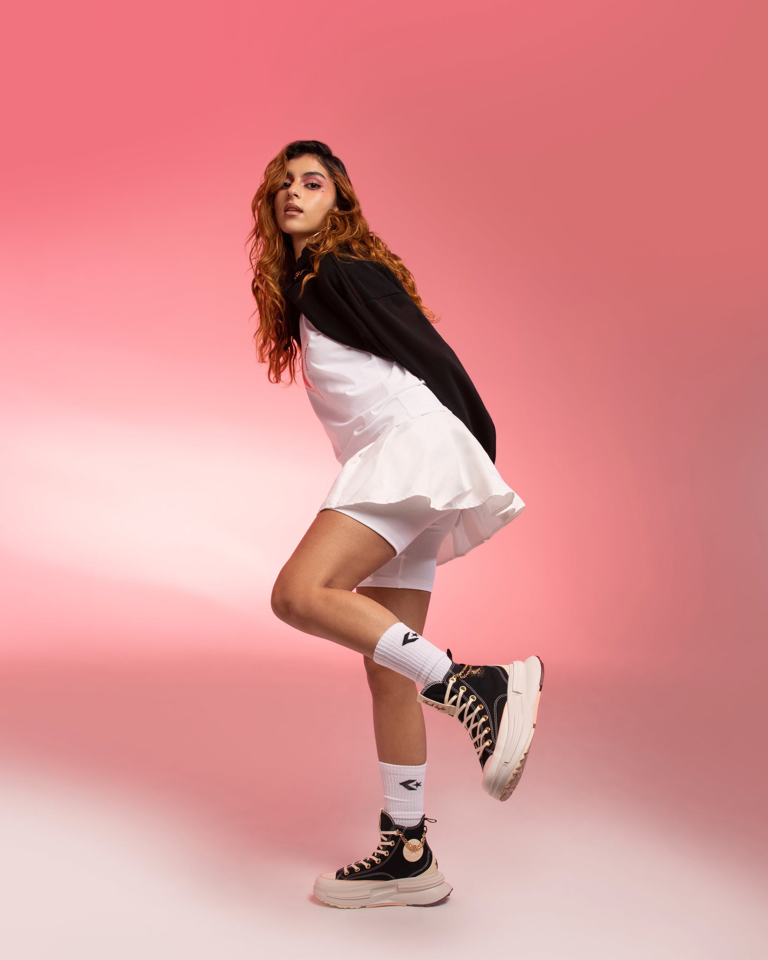 CONVERSE 2.jpg