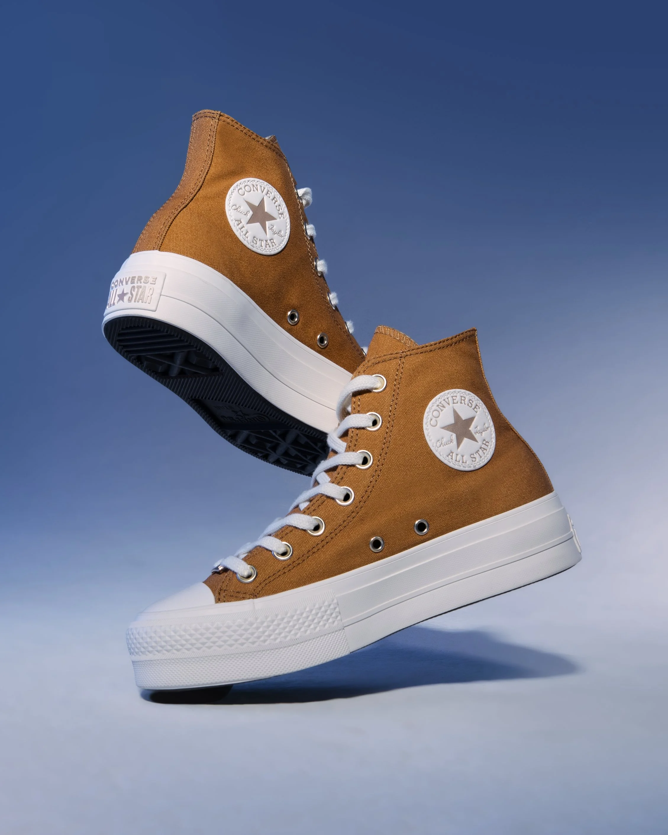 CONVERSE 11.jpg