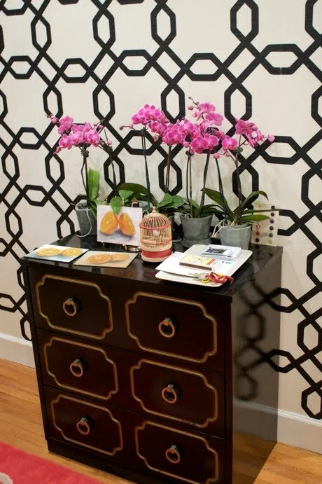 Ideas for Renters: Idea #1 - Wallpaper