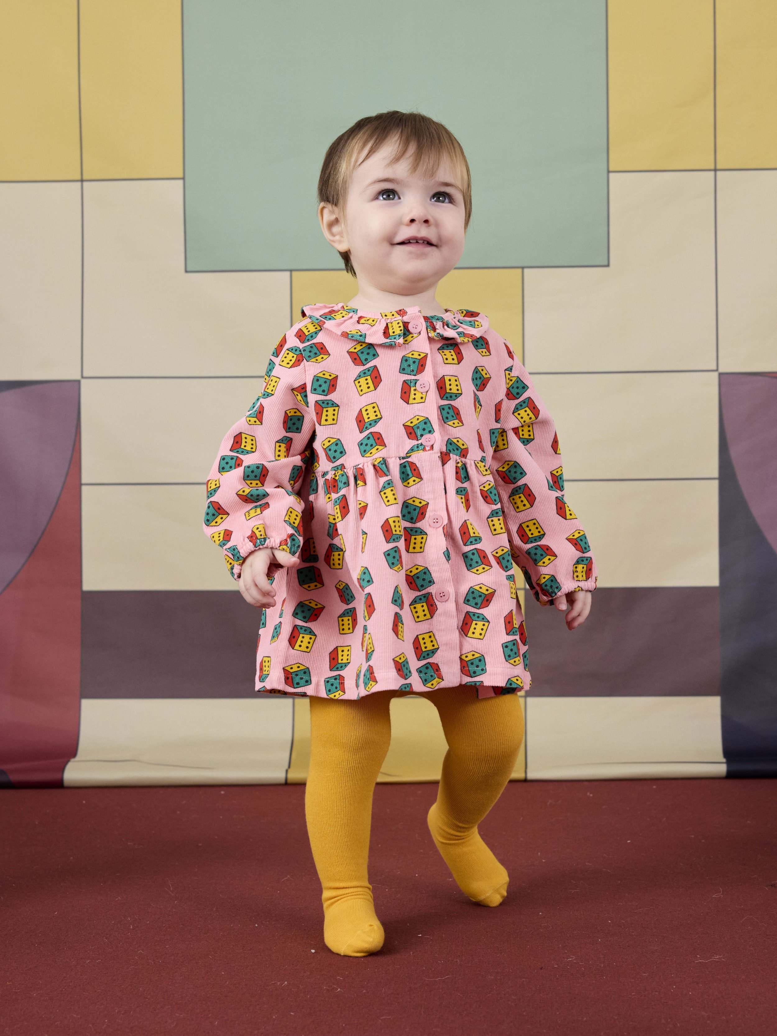Baby Kleid Dice all over von Bobo Choses - made in Europe - nachhaltige Bio-Baumwolle - sustainable Kidswear - Cleo&Caesar - Kids Concept Store Berlin - Online Shop