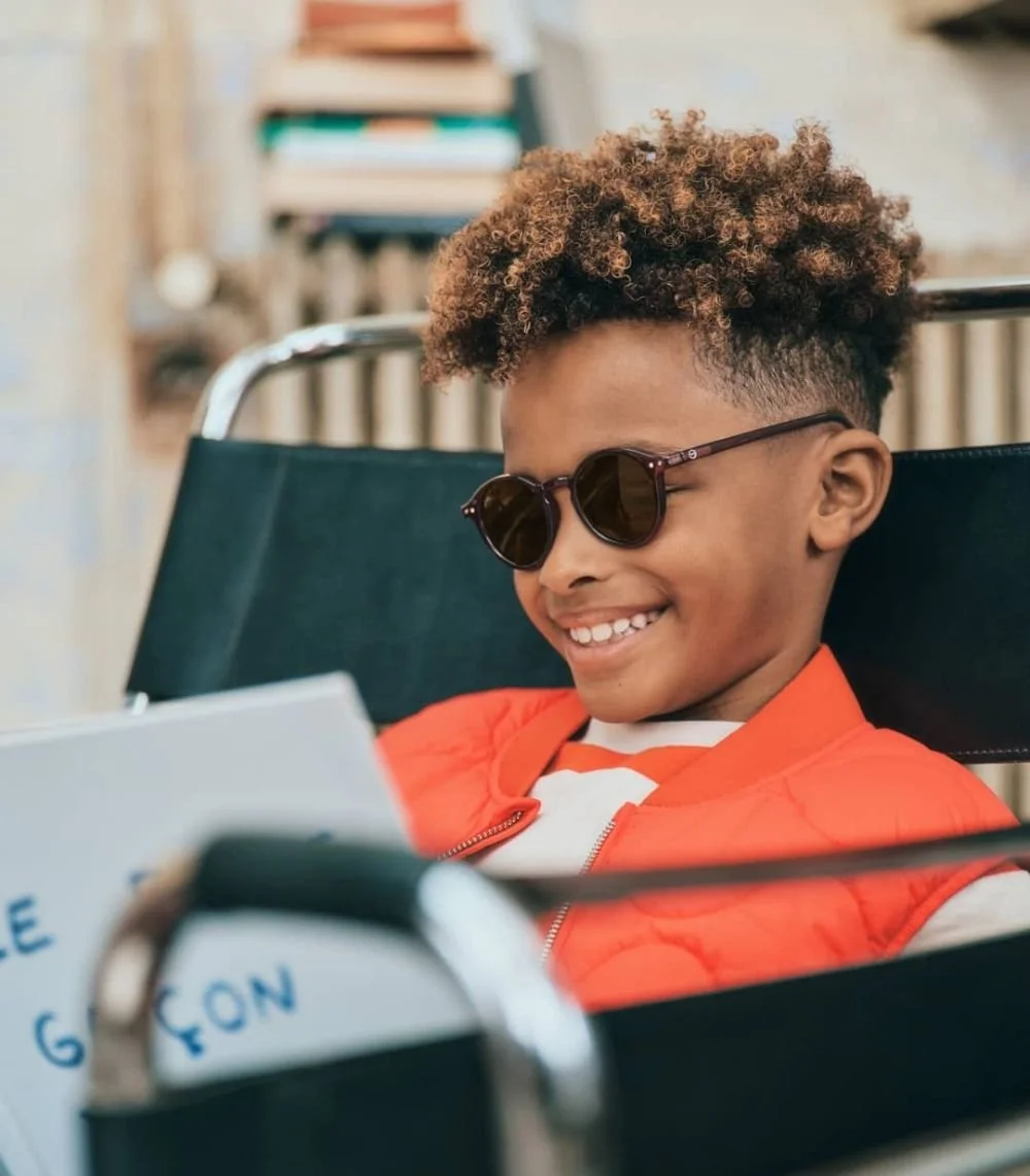 Izipizi Kinder-Sonnenbrille #d Old Leather Polarized – Pantos-Fassung in [FARBE], 5-10 Jahre, bei Cleo&Caesar Kids Concept Store