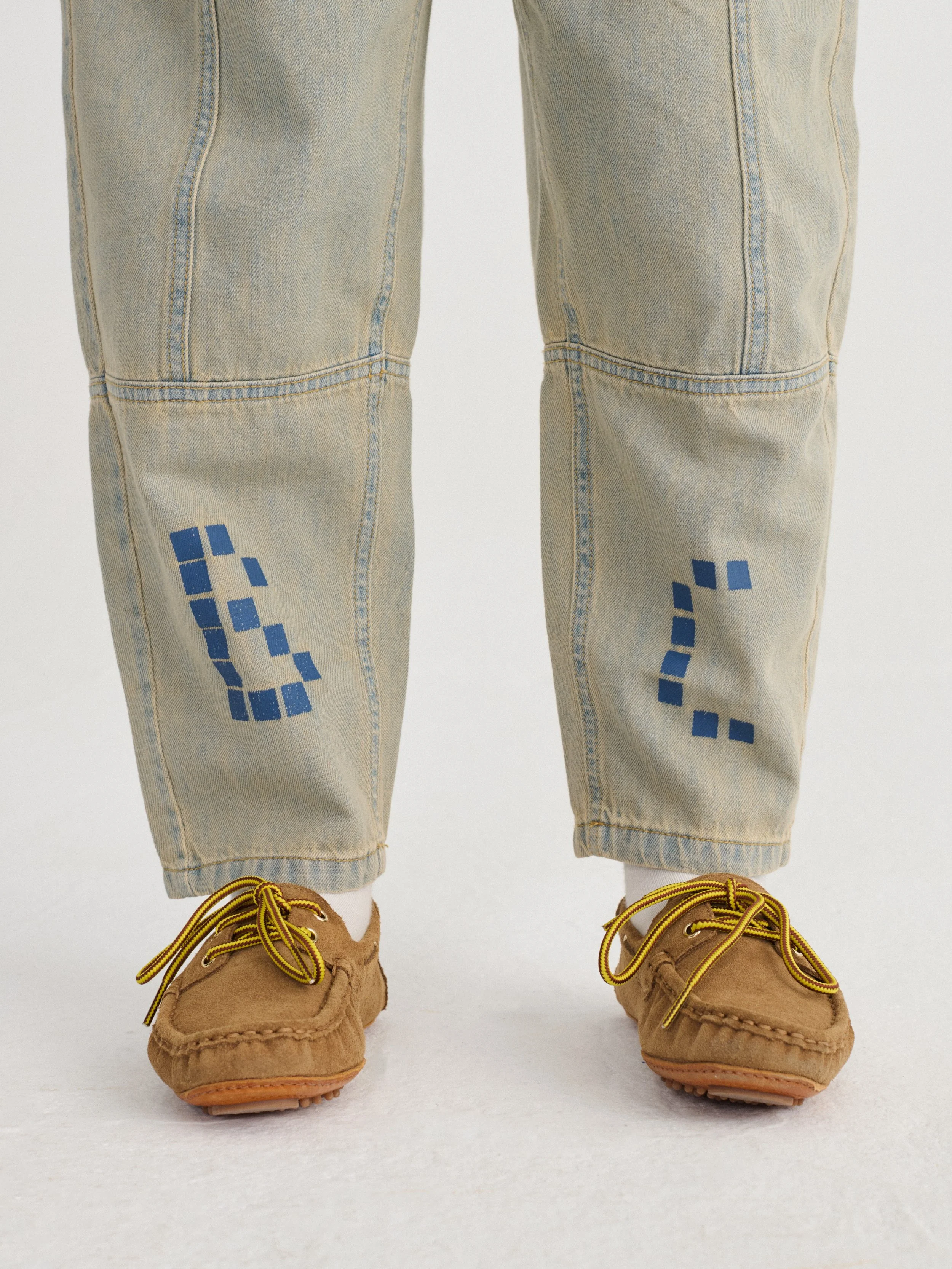 Bobo Choses Square Denim Pants – Baggy Jeans in Preußischblau, Bio-Baumwolle, Cocoon Fit, hergestellt in Portugal, bei Cleo&Caesar Kids Concept Store
