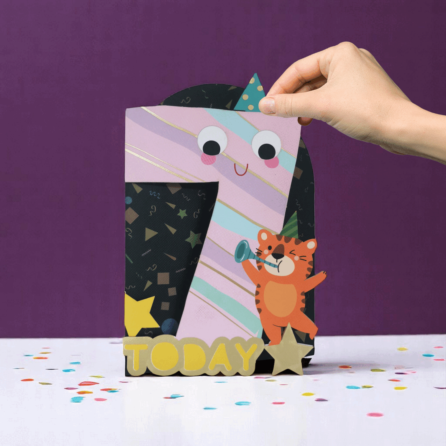 Alljoy Wackelkarte 7 – charmante Grußkarte mit interaktiven wackelnden Teilen, hergestellt in Irland, bei Cleo&Caesar Kids Concept Store