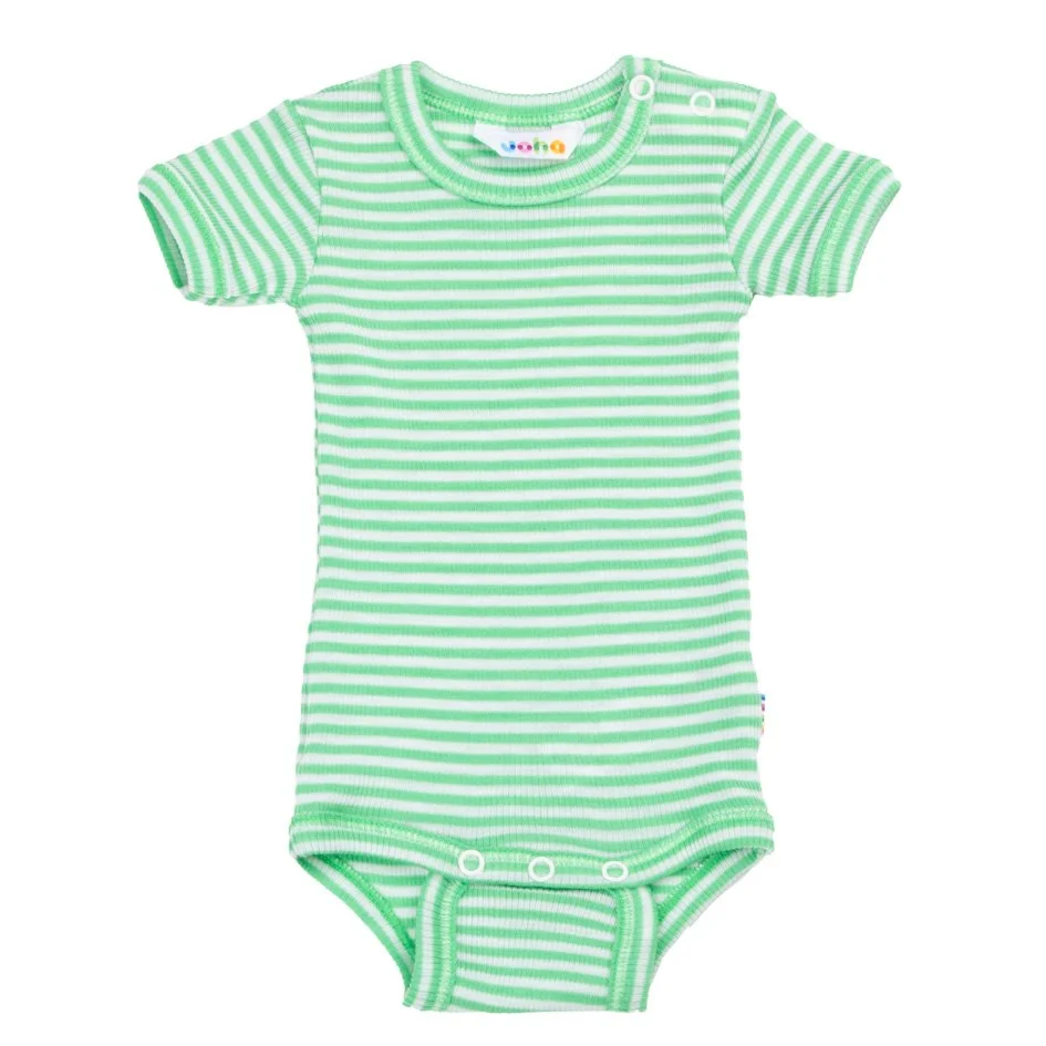 Wolle Seide kurz Body Grün gestreift für Babys Spring Summer 25 von Joha - nachhaltige Merinowolle und Seide - sustainable Kidswear - Erstausstattung - Cleo&Caesar - Kids Concept Store Berlin