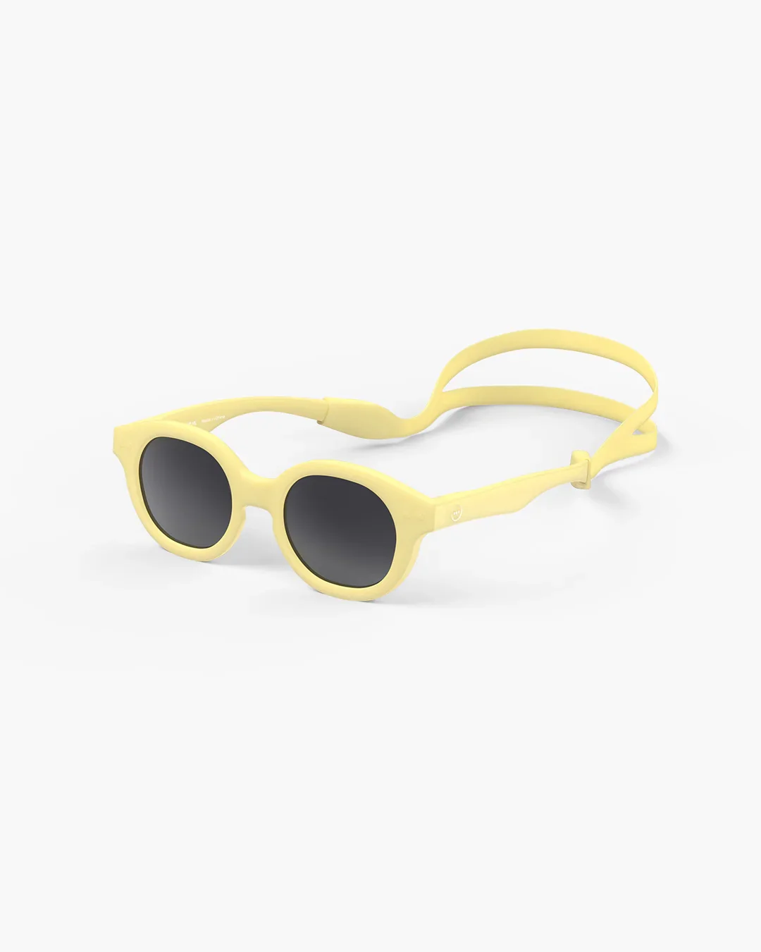 Izipizi Kinder-Sonnenbrille #c Lemonade Polarized – Schmetterlingsform in Lemonade, 3-5 Jahre, BPA-frei mit Silikonband, bei Cleo&Caesar Kids Concept Store
