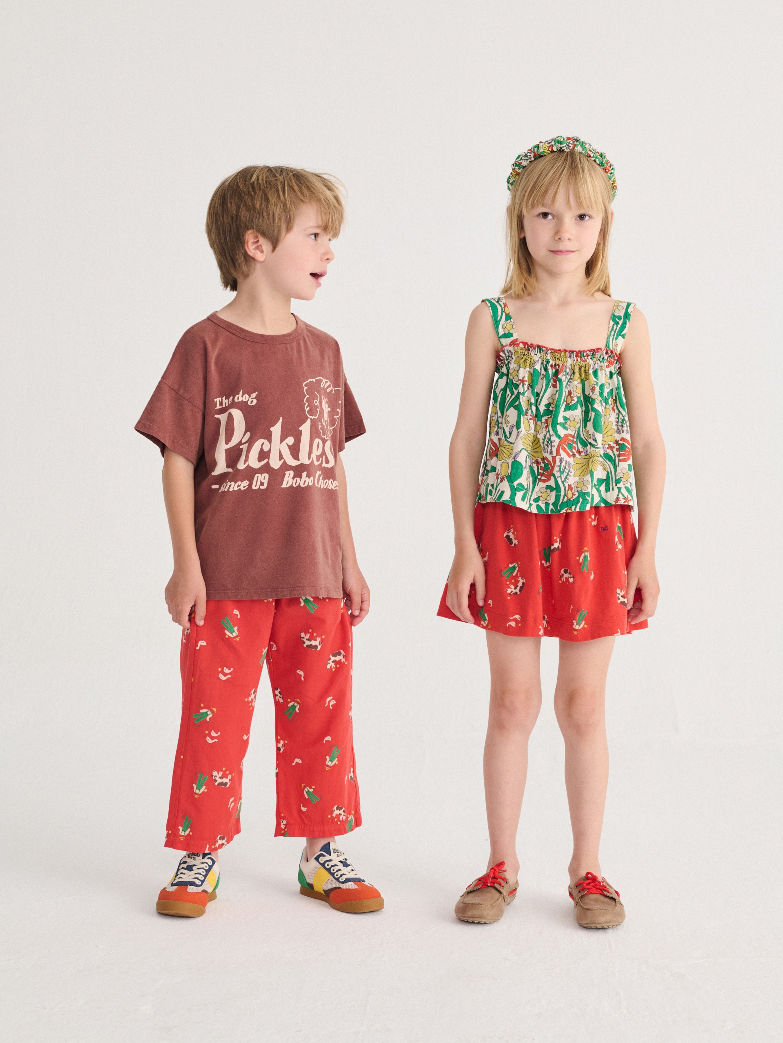 Bobo Choses T-Shirt Pickles The Dog mit kreativem Design – hochwertige, nachhaltige Kindermode aus Spanien für kleine Entdecker im Kids Concept Store bei Cleo&Caesar