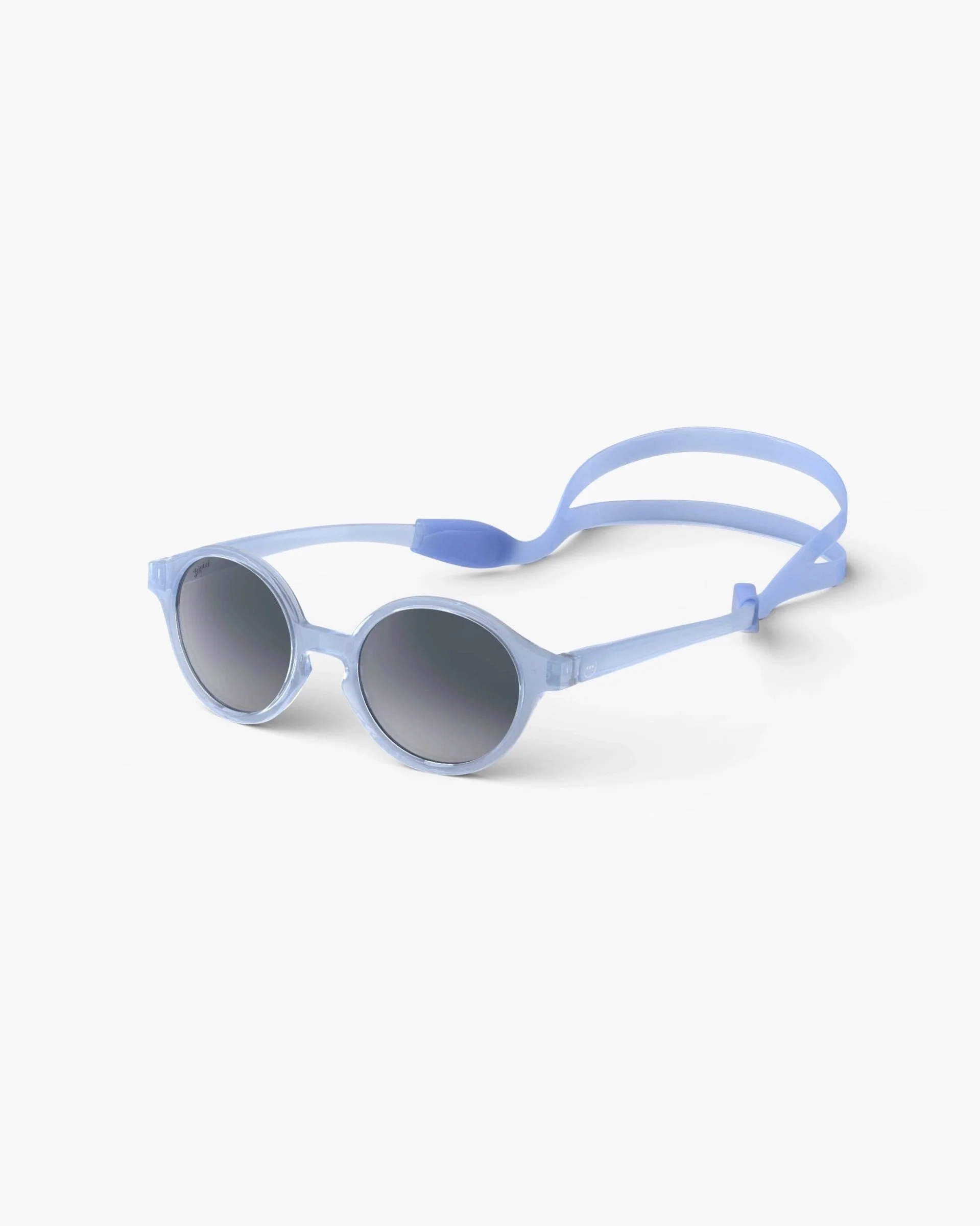 Izipizi Baby-Sonnenbrille #d Athletic Purple Polarized – Pantos-Fassung in Lila glänzend, Limited Edition, 0-3 Jahre, BPA-frei mit Silikonband, bei Cleo&Caesar