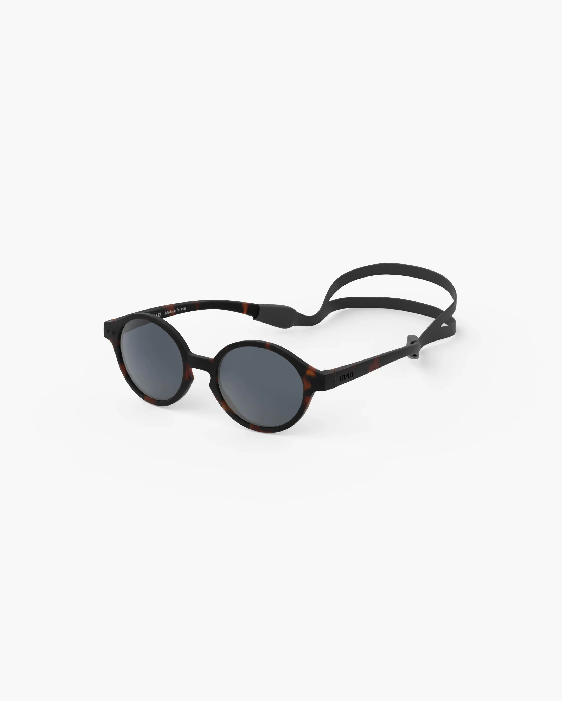 Izipizi Baby-Sonnenbrille #d Tortoise Polarized – Pantos-Fassung im Schildpattmuster matt, 0-3 Jahre, BPA-frei mit Silikonband, bei Cleo&Caesar Kids Concept Store