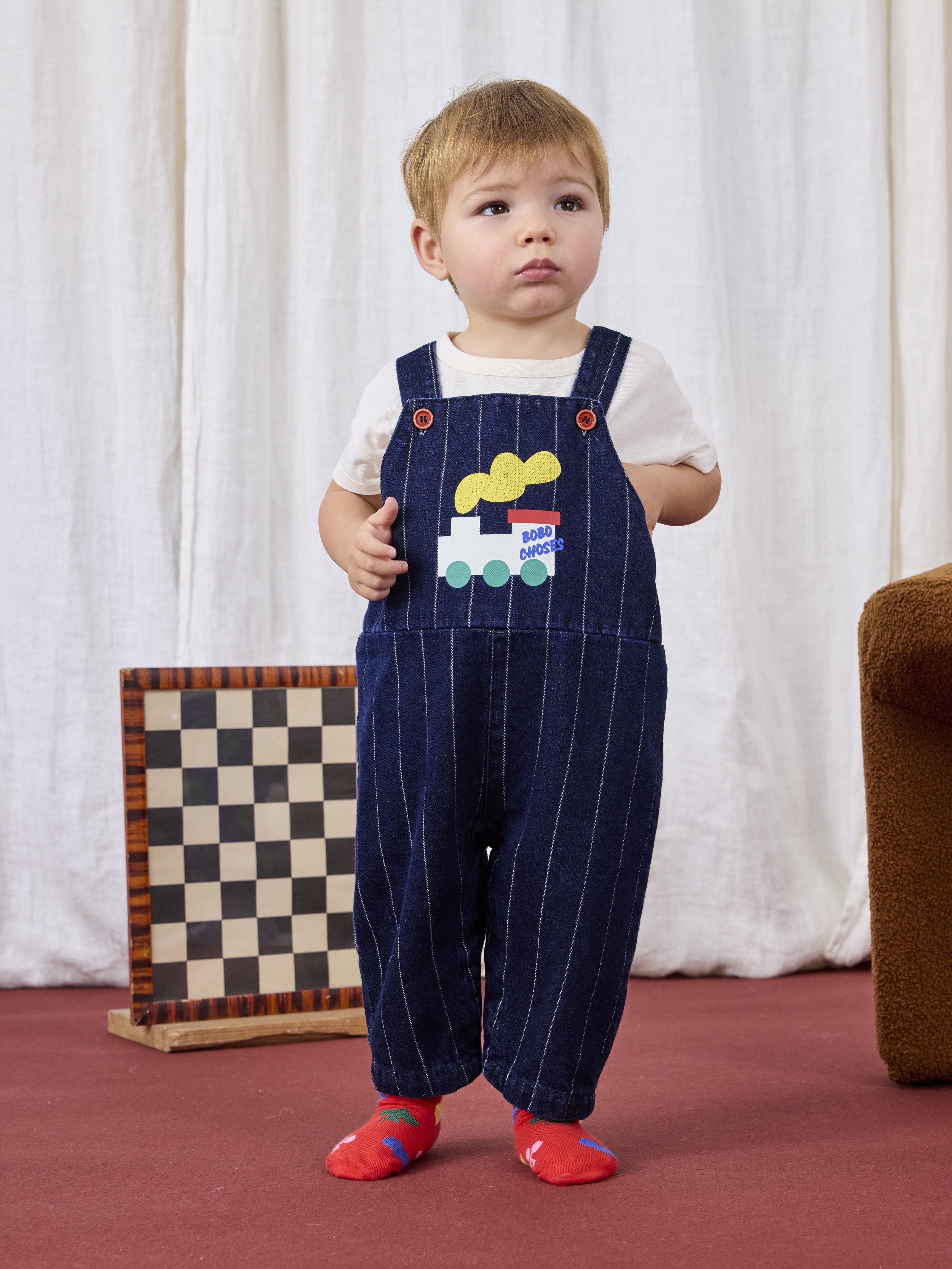 Baby Latzhose Bobo Choo Choo von Bobo Choses - made in Europe - nachhaltige Bio-Baumwolle - sustainable Kidswear - Cleo&Caesar - Kids Concept Store Berlin - Online Shop