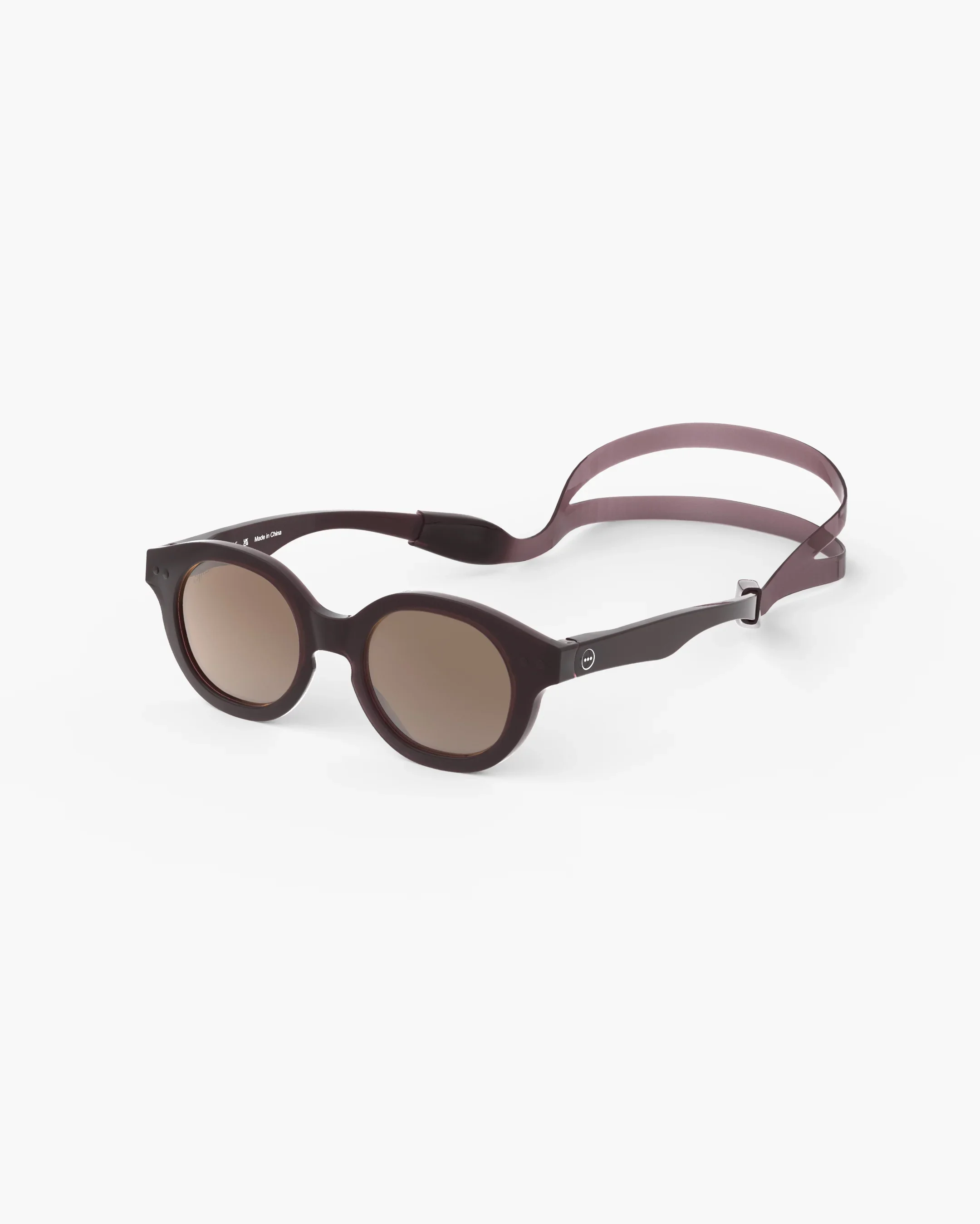 Izipizi Kinder-Sonnenbrille #c Old Leather Polarized – Schmetterlingsform in Old Leather, 3-5 Jahre, BPA-frei mit Silikonband, bei Cleo&Caesar Kids Concept Store