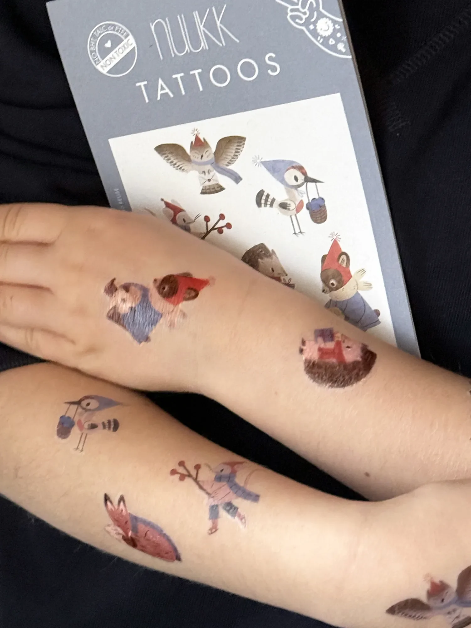 nuukk Kindertattoos – vegane Wassertransferfolie, dermatologisch getestet, hergestellt in Österreich, bei Cleo&Caesar Kids Concept Store