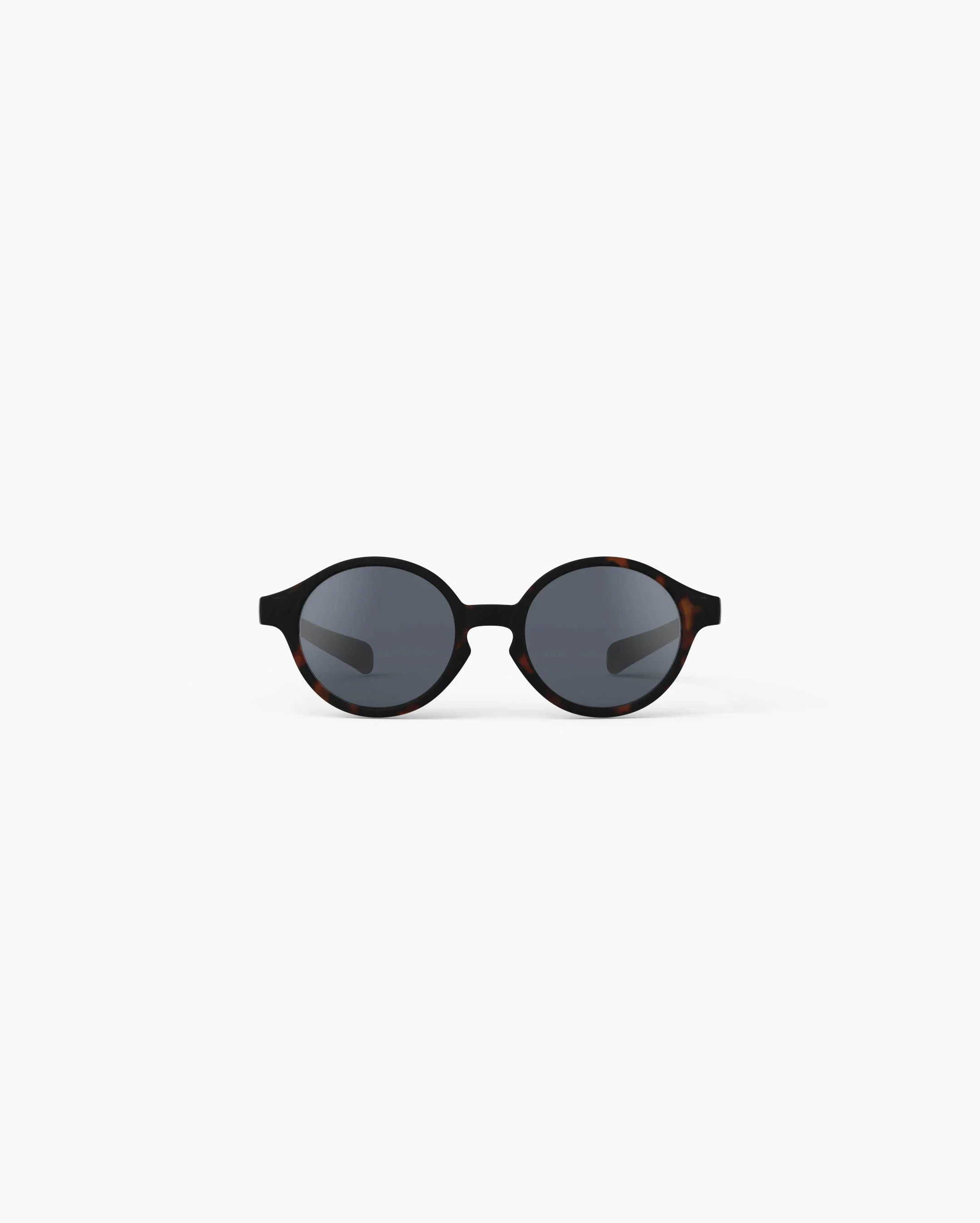 Izipizi Baby-Sonnenbrille #d Tortoise Polarized – Pantos-Fassung im Schildpattmuster matt, 0-3 Jahre, BPA-frei mit Silikonband, bei Cleo&Caesar Kids Concept Store