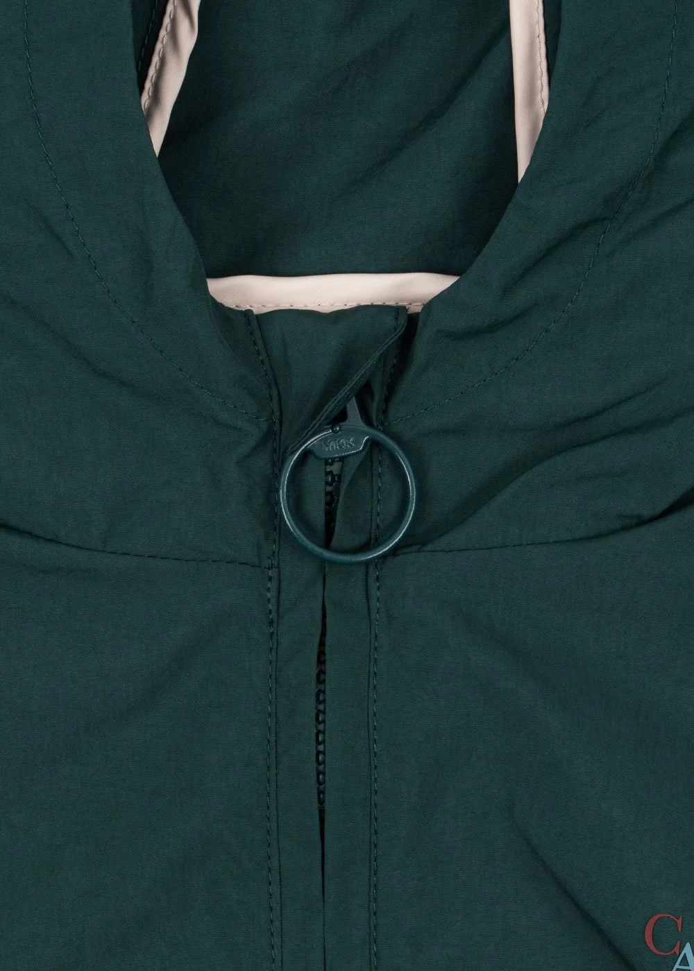 Konges Sløjd Acty Jacket – leichte Kinderjacke mit Kapuze und Reißverschluss, 100 % Nylon, OEKO-TEX zertifiziert, bei Cleo&Caesar Kids Concept Store