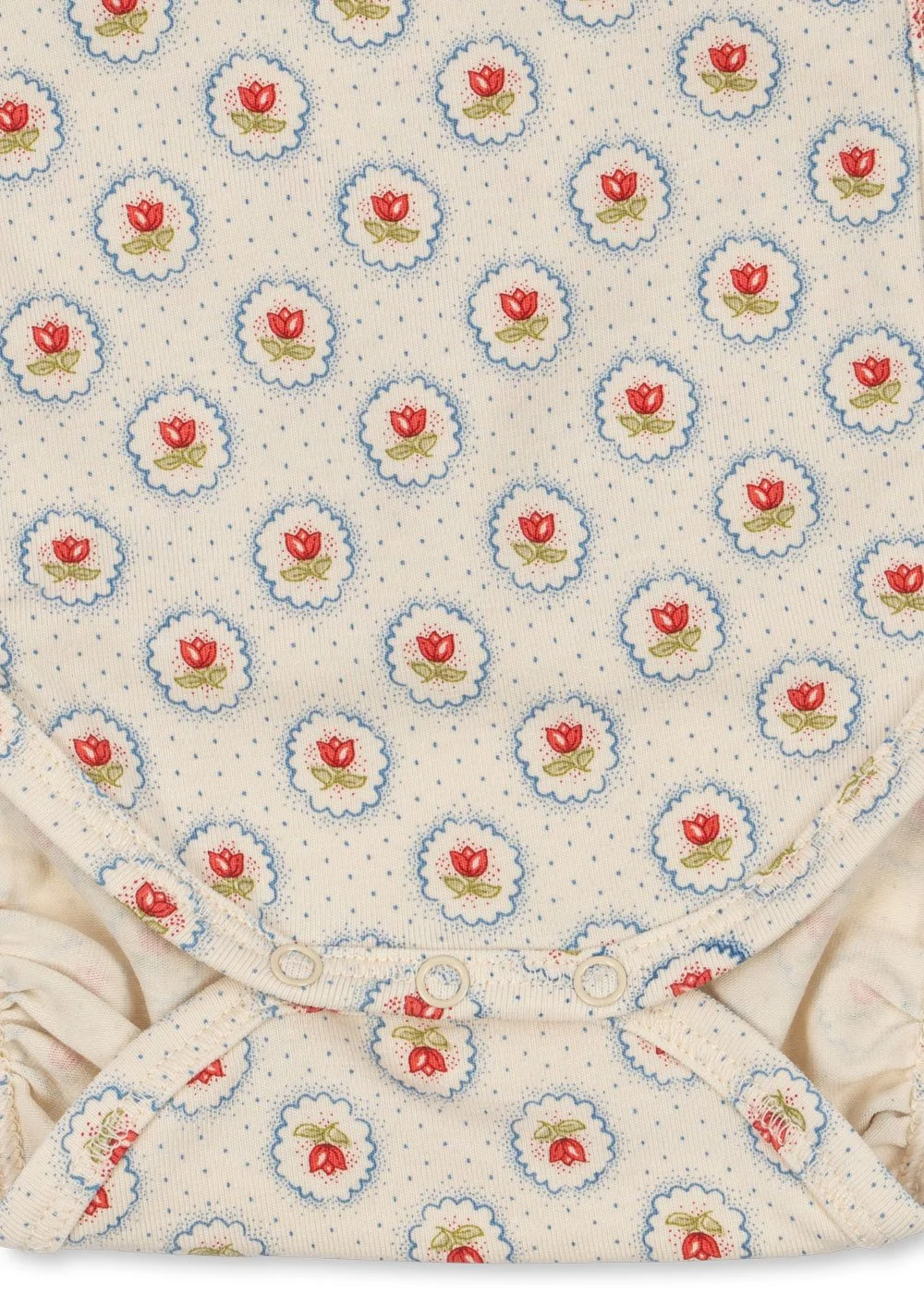 Wickelbody für Neugeborene aus Bio-Baumwolle mit zartem Blumenprint Mirage und seitlichen Druckknöpfen im Concept Store Cleo&Caesar