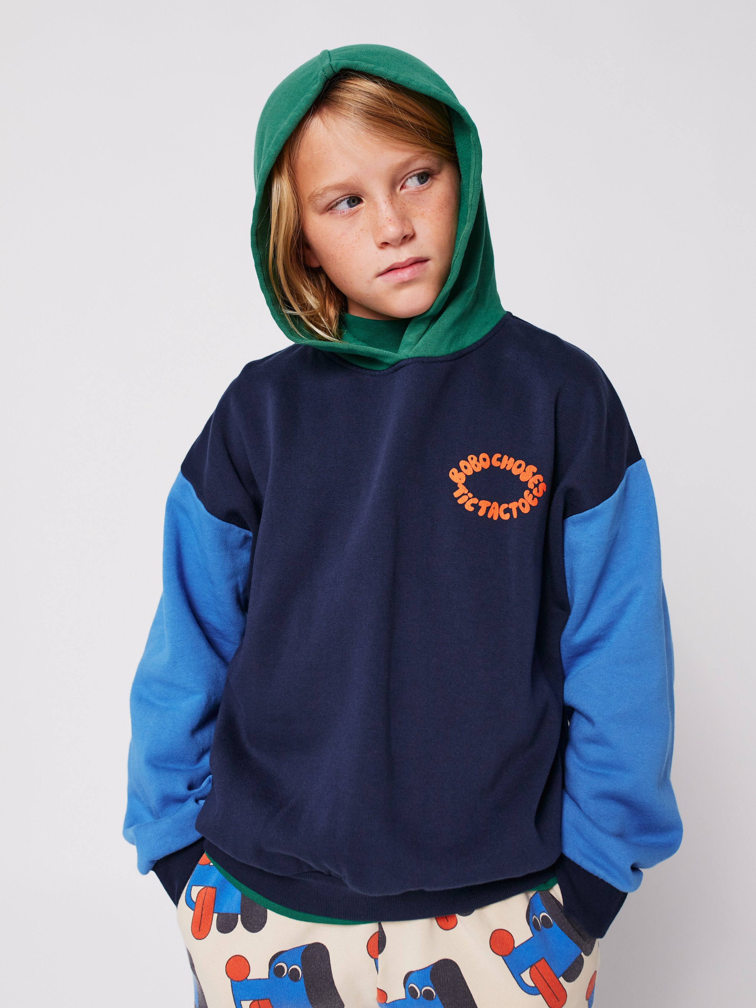 Hoodie Tic Tac Toe von Bobo Choses - made in Europe - nachhaltige Bio-Baumwolle - sustainable Kidswear - Cleo&Caesar - Kids Concept Store Berlin - Online Shop