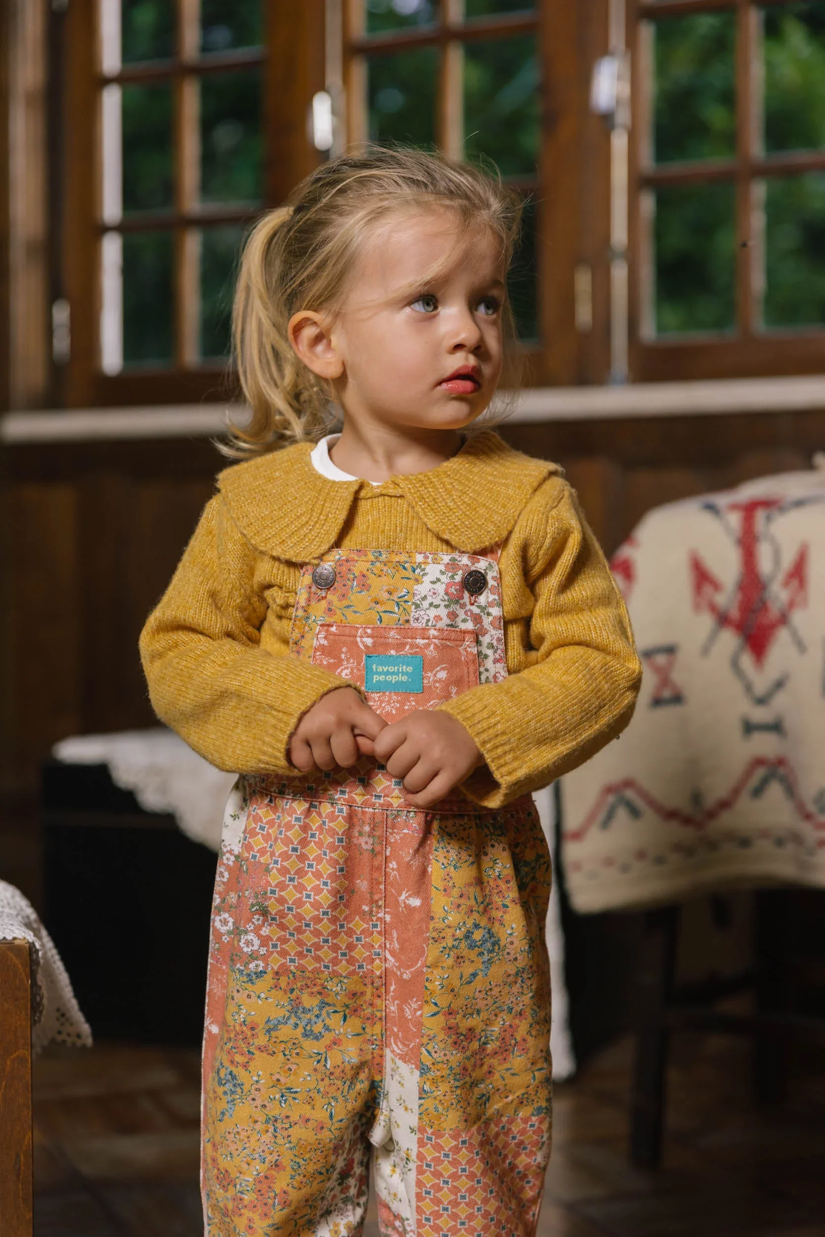 Favorite People Baby Latzhose bunt aus Baumwolle – handgefertigt in Portugal bei Cleo&Caesar